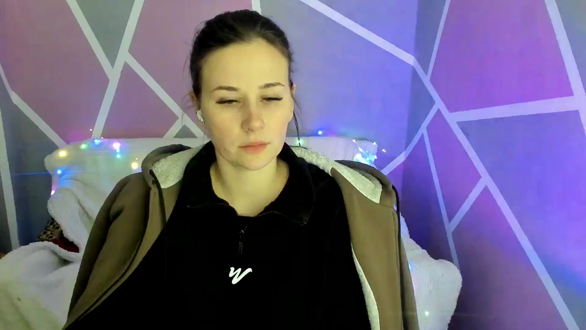 Gallery image thumbnail from Sexy_Ukr's myfreecams stream on, 02/22/2025, 18:28 image 1 of 20