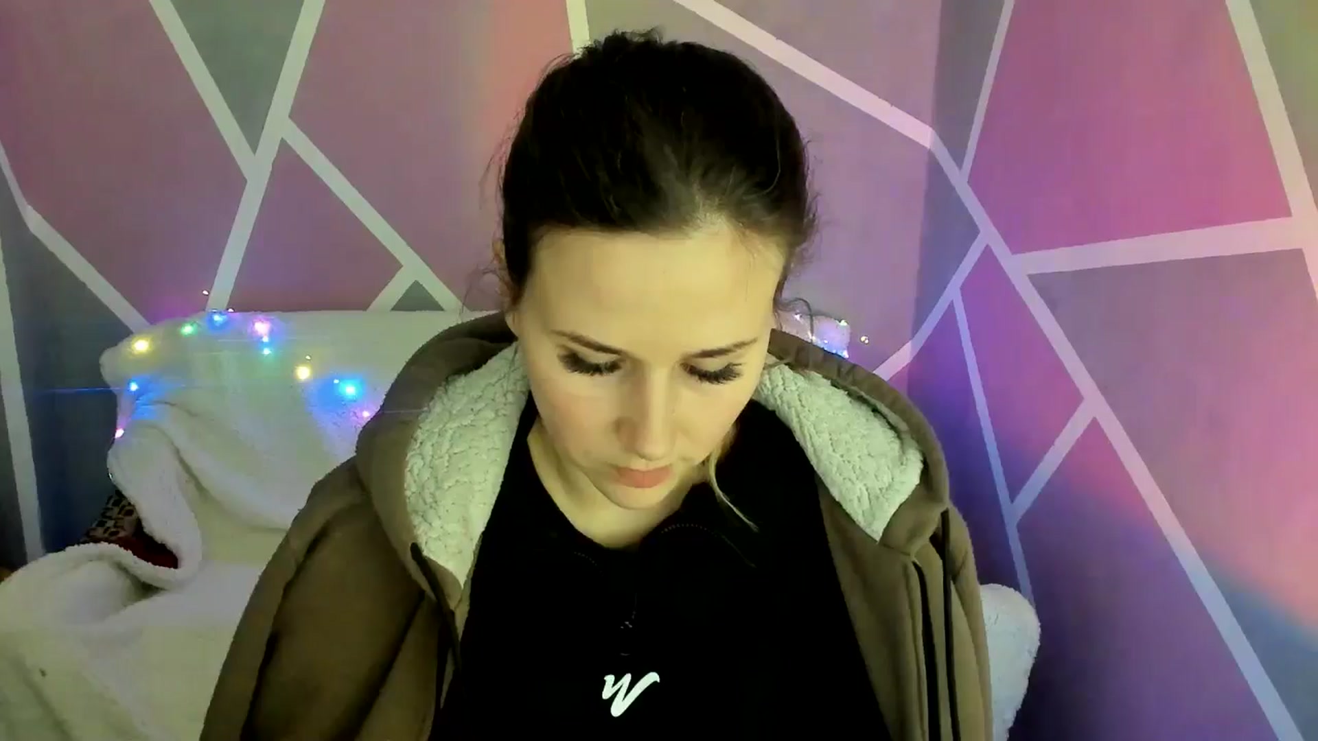 Gallery image thumbnail from Sexy_Ukr's myfreecams stream on, 02/22/2025, 18:28 image 15 of 20
