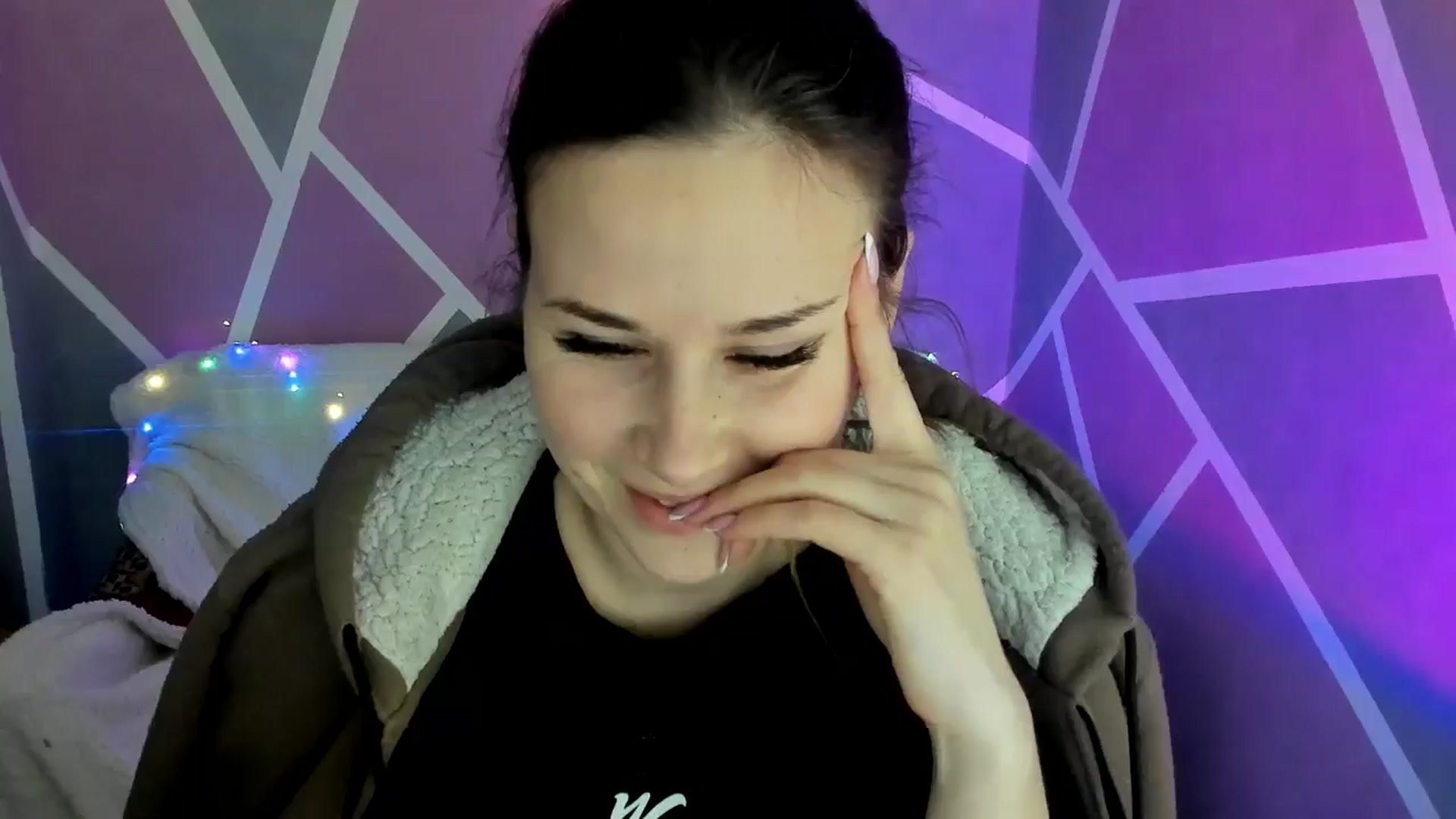 Gallery image thumbnail from Sexy_Ukr's myfreecams stream on, 02/22/2025, 18:28 image 14 of 20