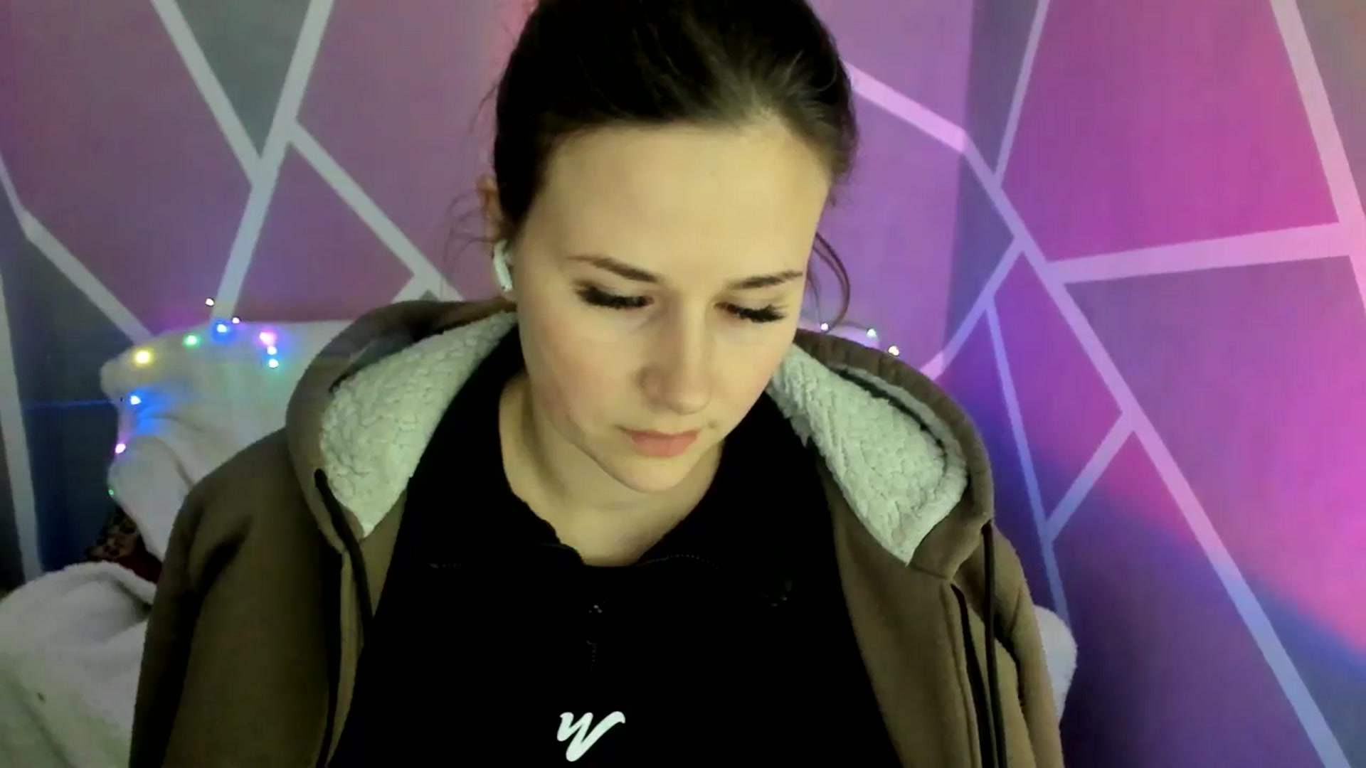 Gallery image thumbnail from Sexy_Ukr's myfreecams stream on, 02/22/2025, 18:28 image 3 of 20