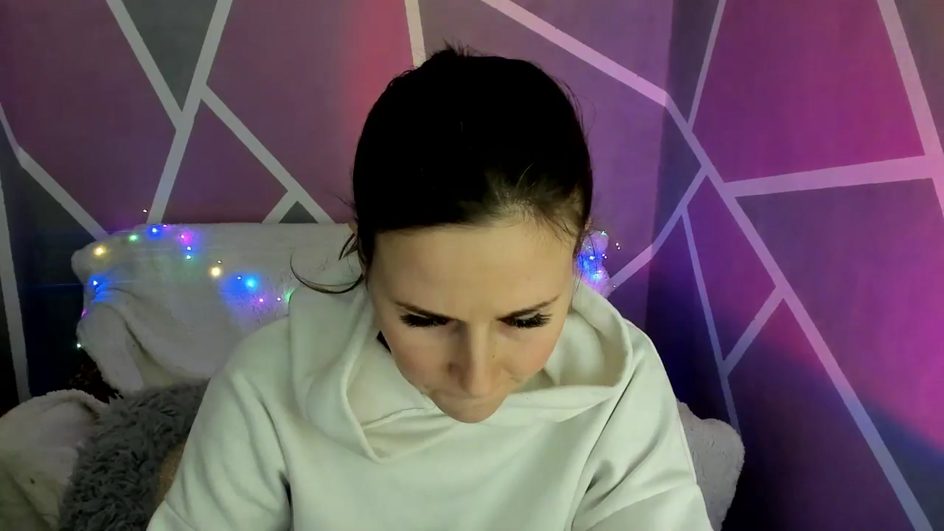 Gallery image thumbnail from Sexy_Ukr's myfreecams stream on, 02/24/2025, 19:16 image 3 of 20