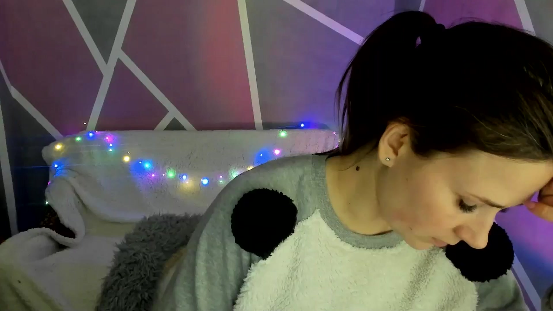 Gallery image thumbnail from Sexy_Ukr's myfreecams stream on, 02/28/2025, 18:29 image 13 of 20