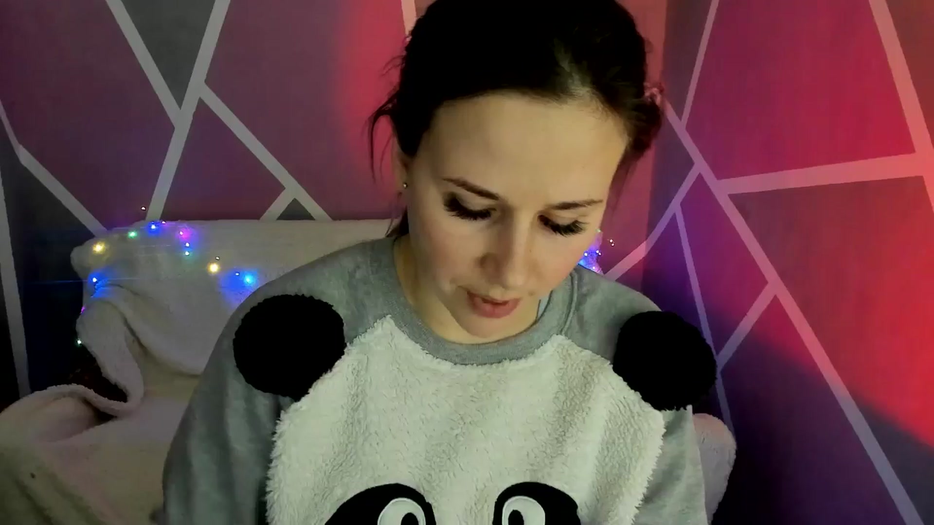 Gallery image thumbnail from Sexy_Ukr's myfreecams stream on, 02/28/2025, 18:29 image 14 of 20