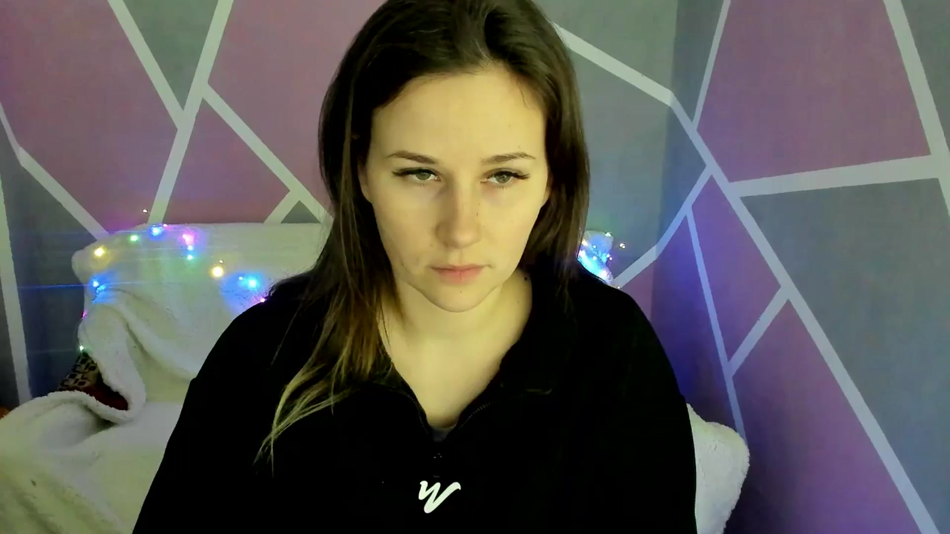 Gallery image thumbnail from Sexy_Ukr's myfreecams stream on, 03/05/2025, 19:07 image 1 of 20