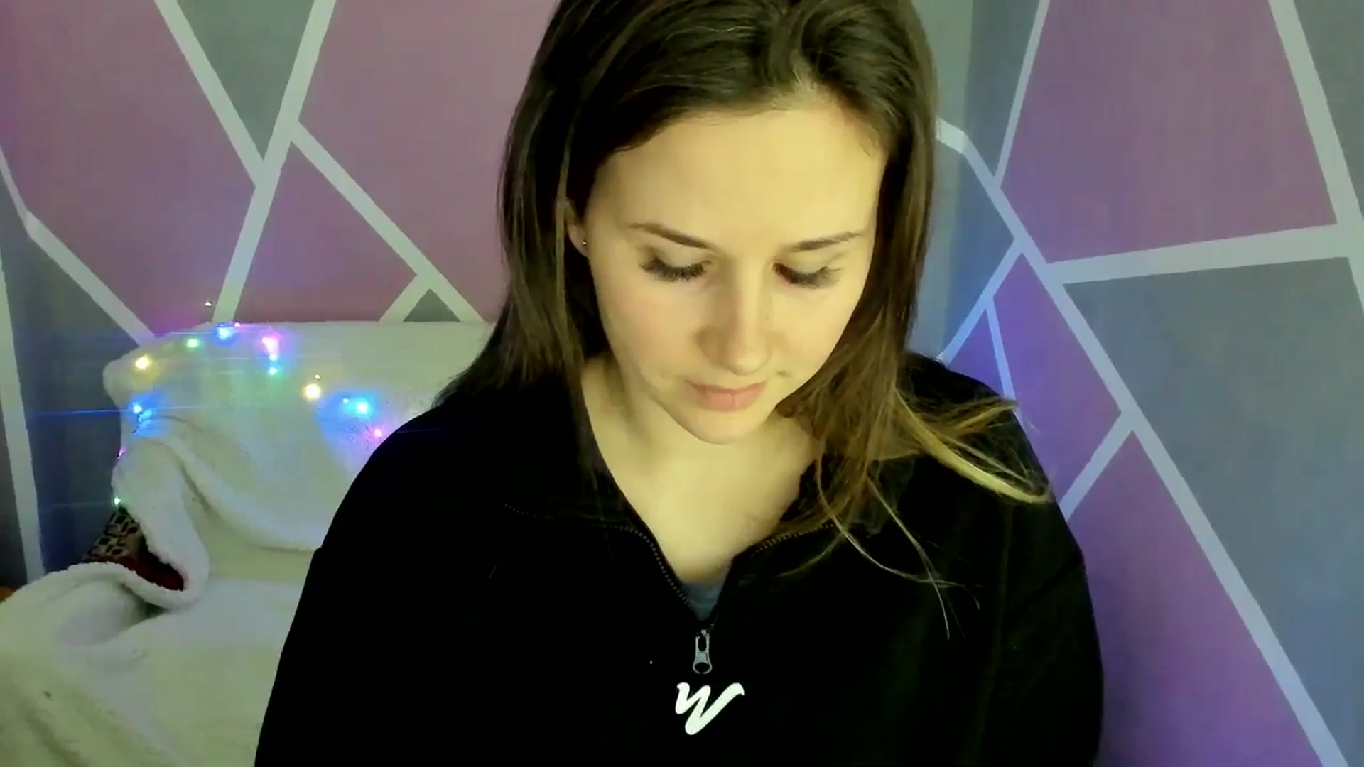 Gallery image thumbnail from Sexy_Ukr's myfreecams stream on, 03/05/2025, 19:07 image 20 of 20