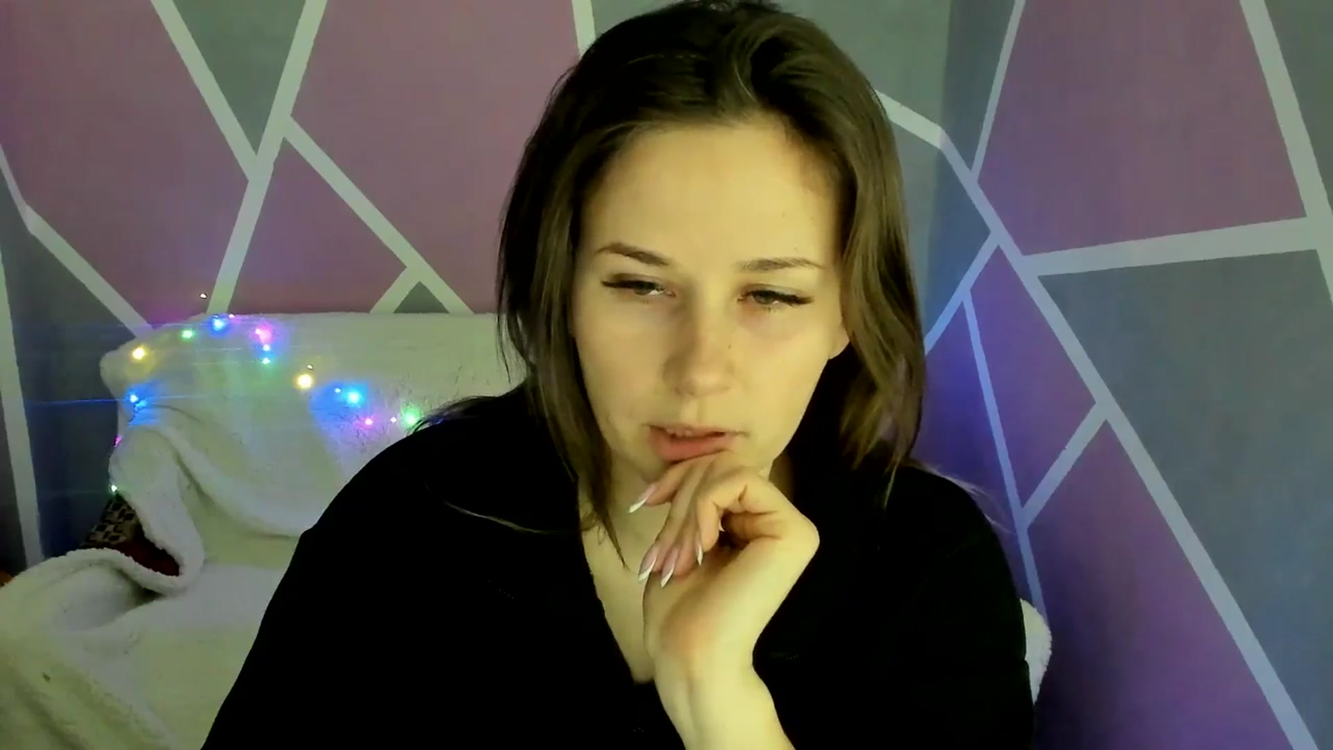 Gallery image thumbnail from Sexy_Ukr's myfreecams stream on, 03/05/2025, 19:07 image 4 of 20