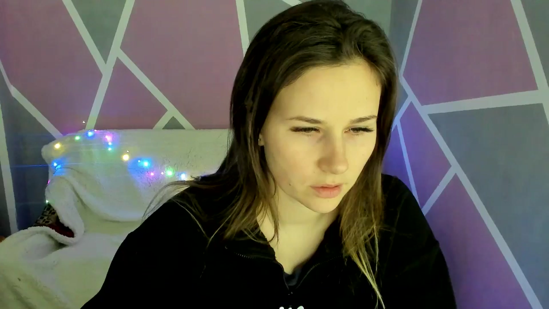 Gallery image thumbnail from Sexy_Ukr's myfreecams stream on, 03/05/2025, 19:07 image 9 of 20