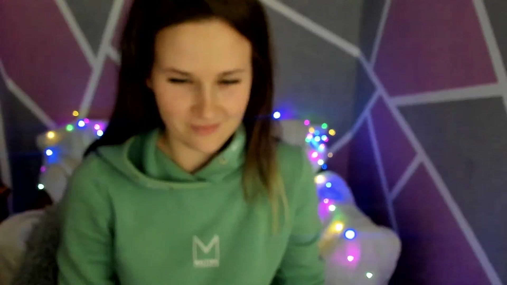 Gallery image thumbnail from Sexy_Ukr's myfreecams stream on, 03/07/2025, 17:09 image 18 of 20