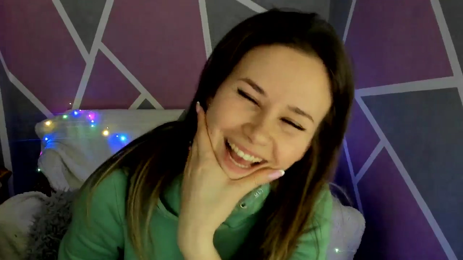 Gallery image thumbnail from Sexy_Ukr's myfreecams stream on, 03/07/2025, 17:09 image 20 of 20