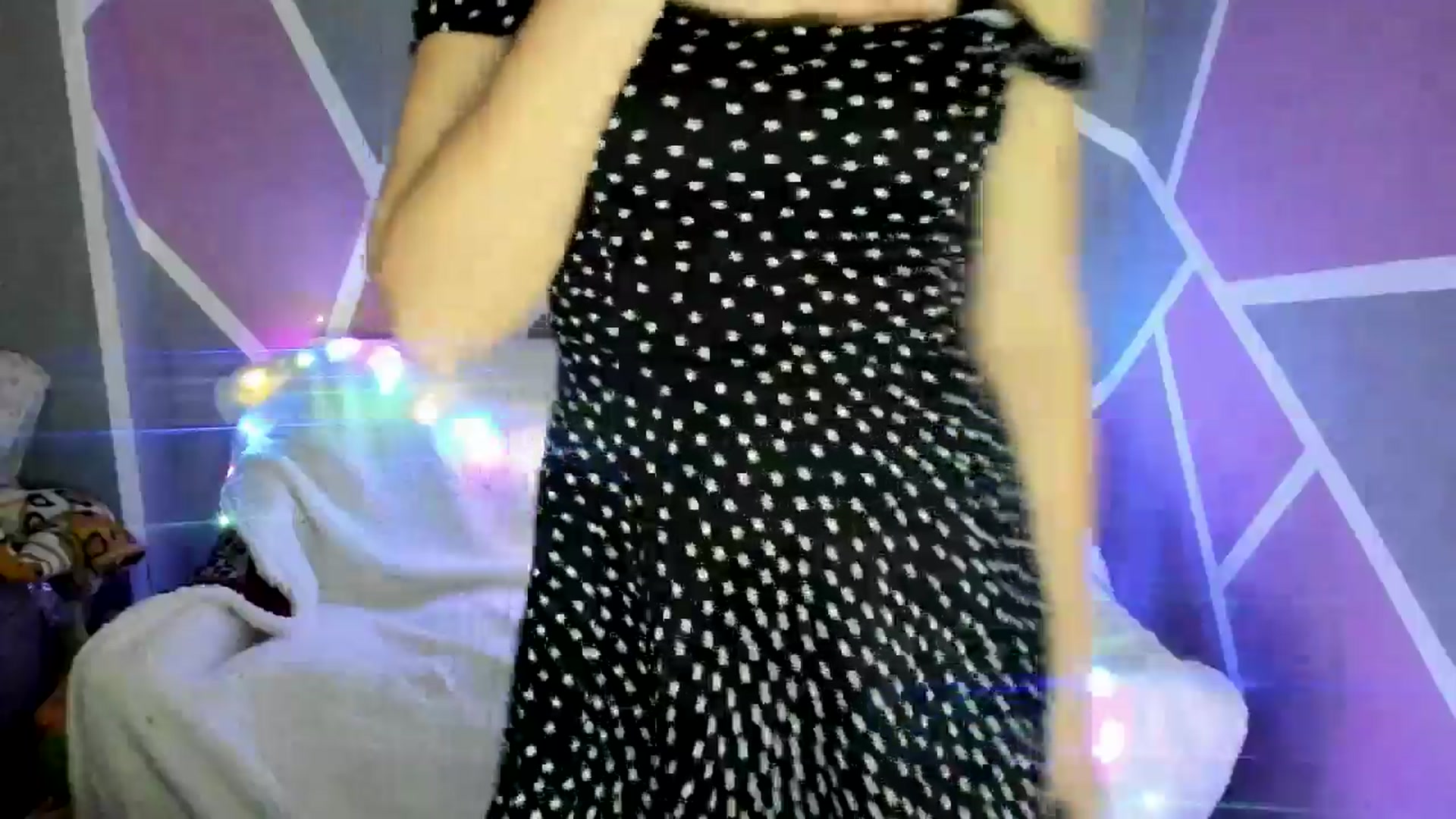 Gallery image thumbnail from Sexy_Ukr's myfreecams stream on, 03/08/2025, 20:28 image 16 of 20
