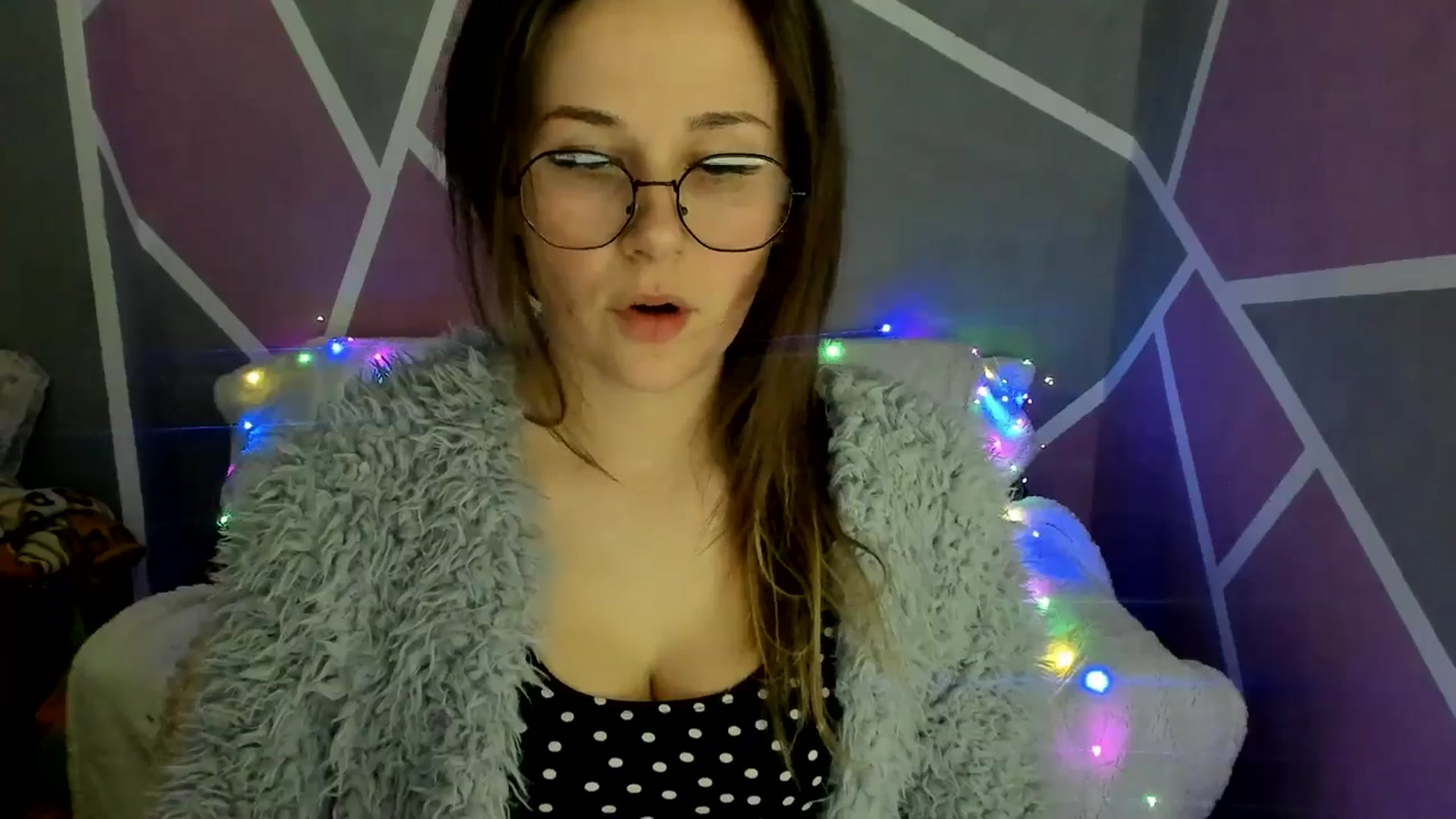 Gallery image thumbnail from Sexy_Ukr's myfreecams stream on, 03/08/2025, 20:28 image 17 of 20