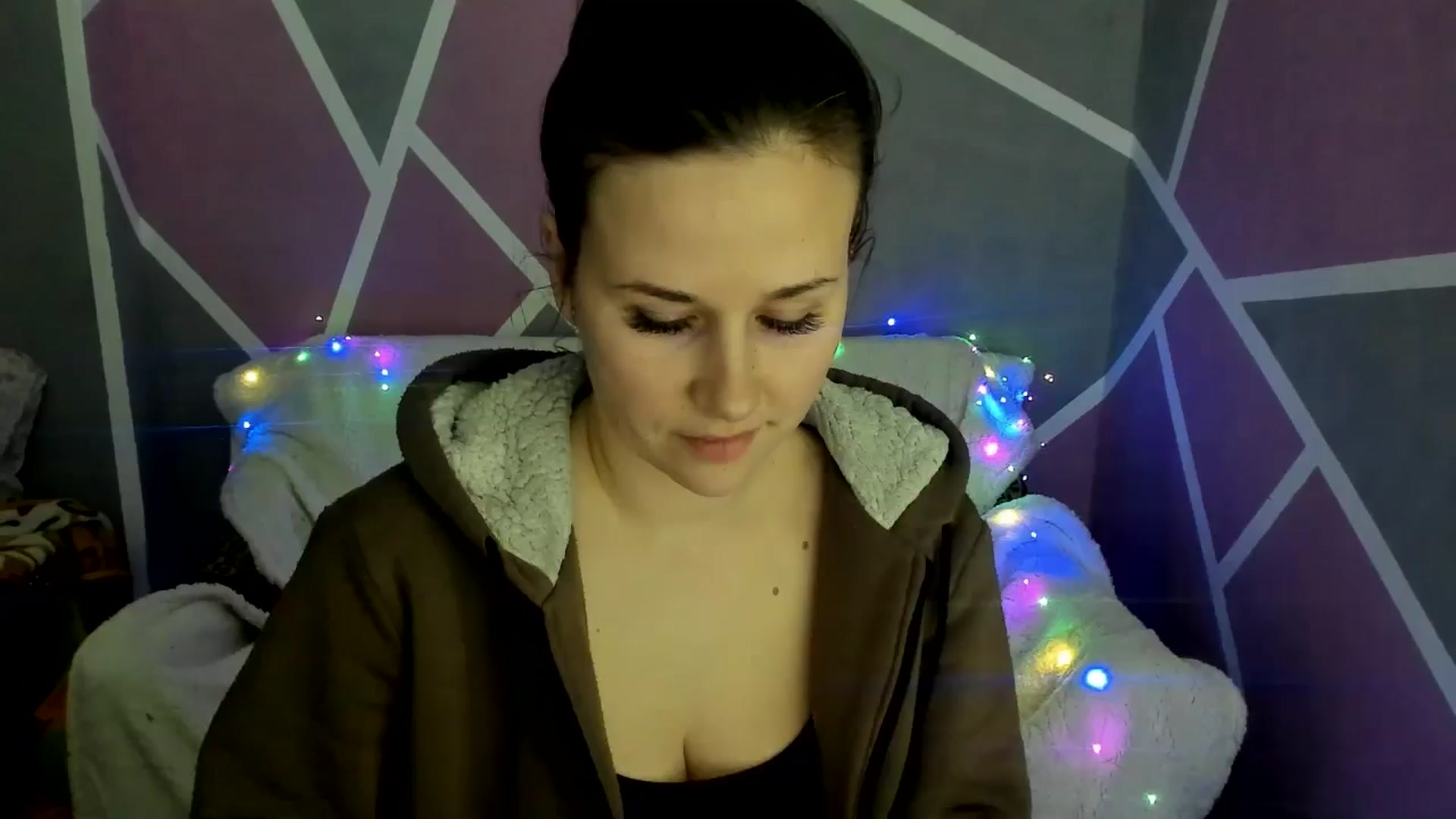 Gallery image thumbnail from Sexy_Ukr's myfreecams stream on, 03/10/2025, 17:11 image 19 of 20