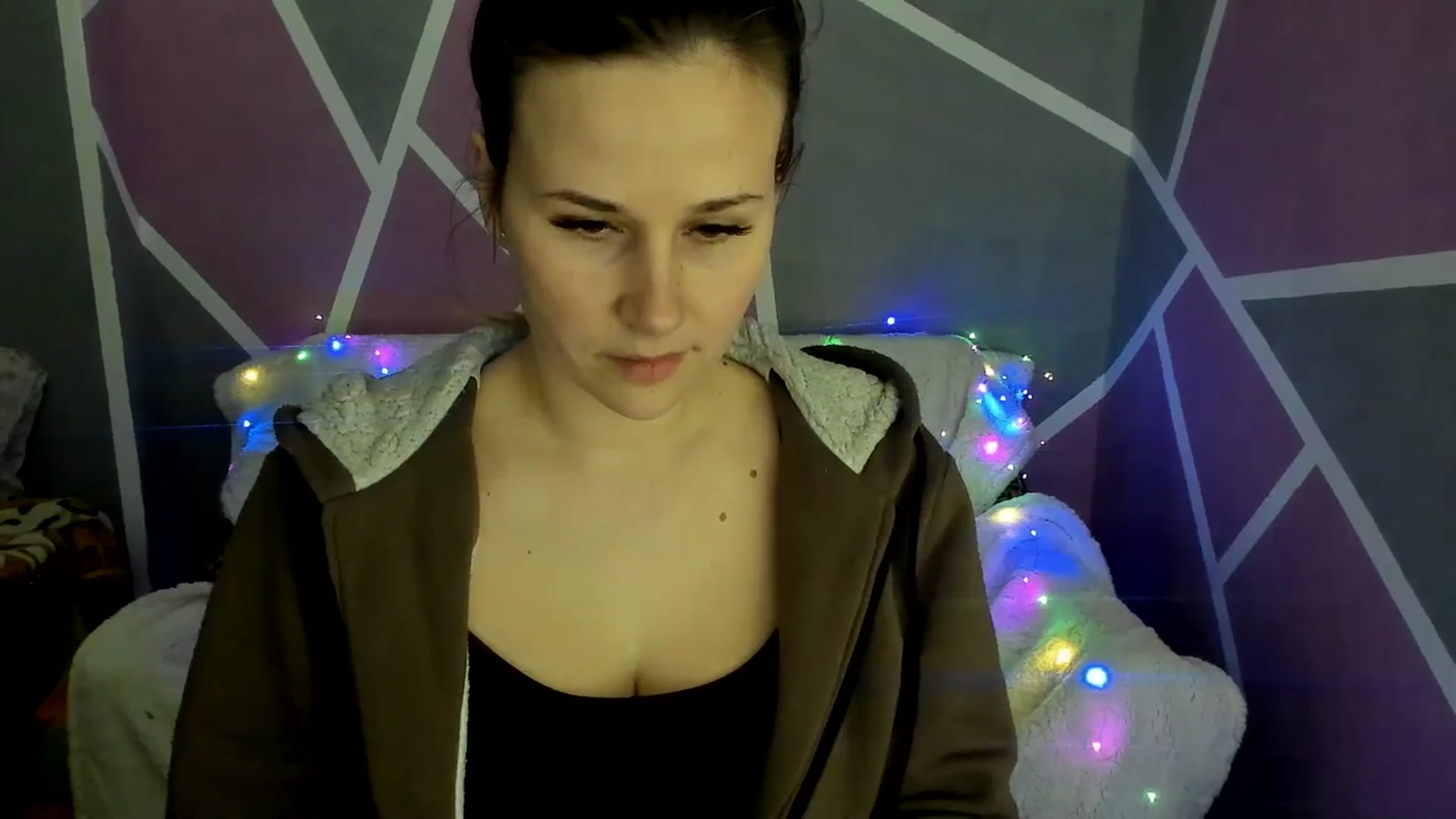 Gallery image thumbnail from Sexy_Ukr's myfreecams stream on, 03/10/2025, 17:11 image 3 of 20