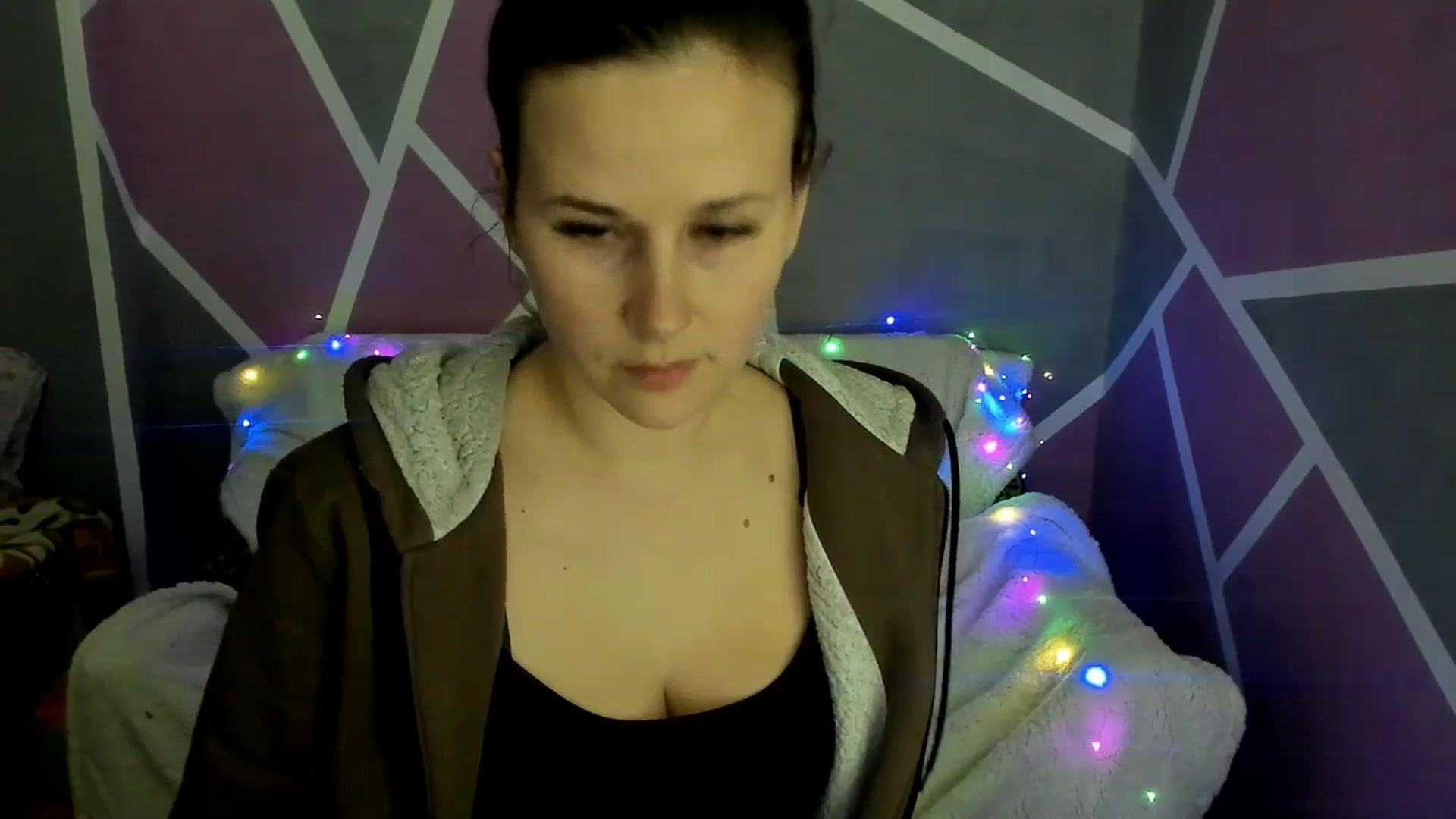 Gallery image thumbnail from Sexy_Ukr's myfreecams stream on, 03/10/2025, 17:11 image 2 of 20