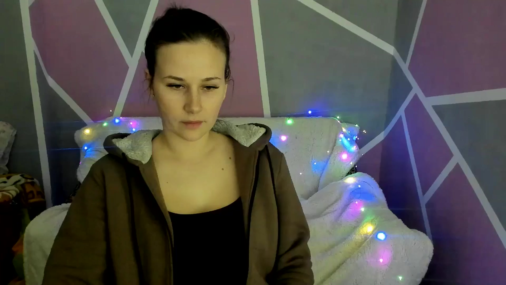 Gallery image thumbnail from Sexy_Ukr's myfreecams stream on, 03/10/2025, 17:11 image 18 of 20