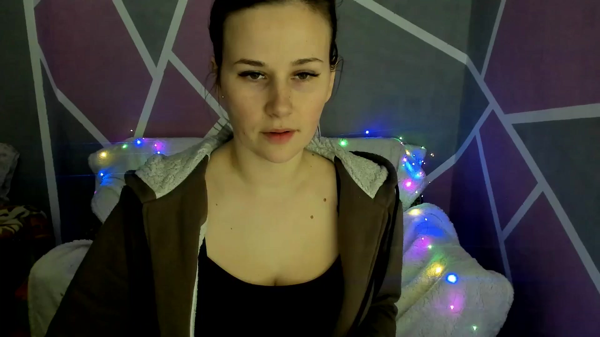 Gallery image thumbnail from Sexy_Ukr's myfreecams stream on, 03/10/2025, 17:11 image 4 of 20