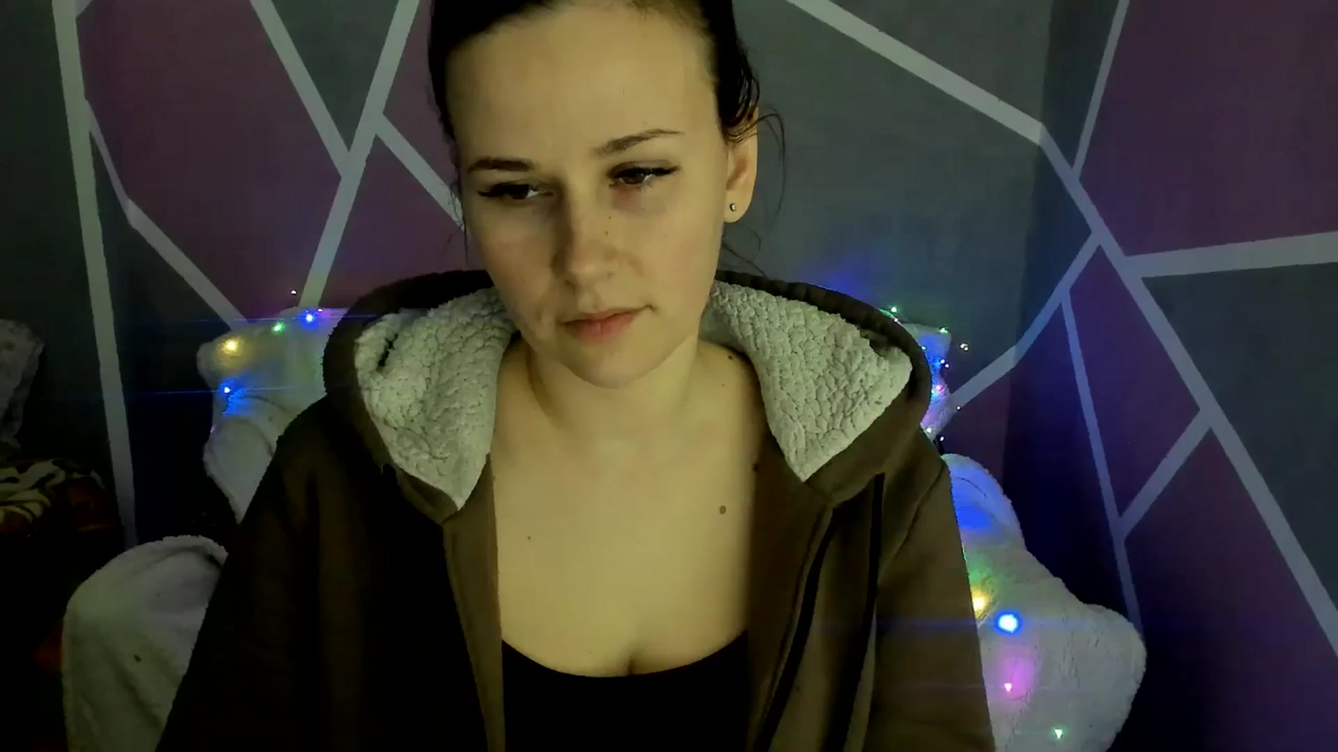 Gallery image thumbnail from Sexy_Ukr's myfreecams stream on, 03/10/2025, 17:11 image 14 of 20