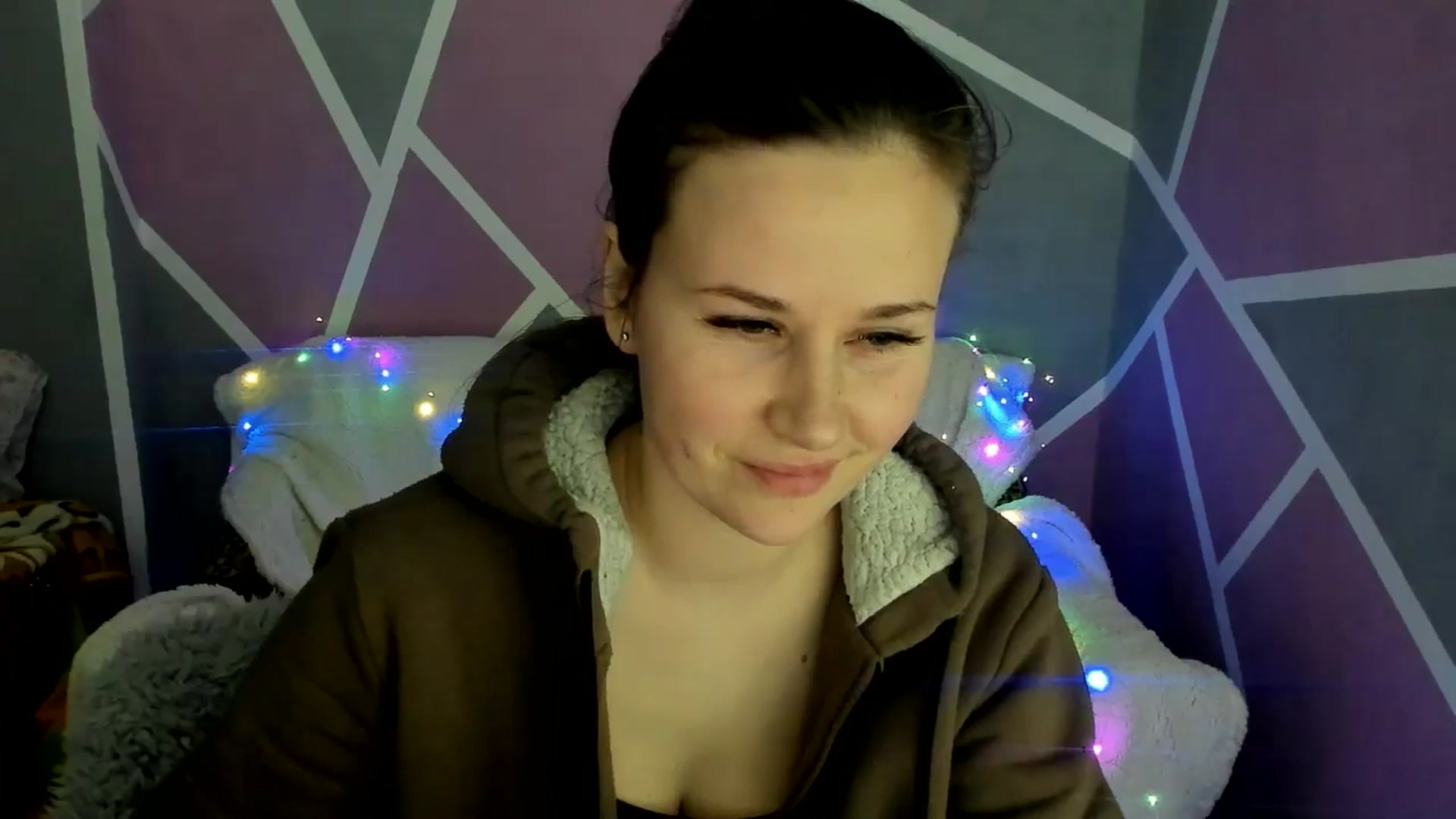Gallery image thumbnail from Sexy_Ukr's myfreecams stream on, 03/10/2025, 18:05 image 13 of 20