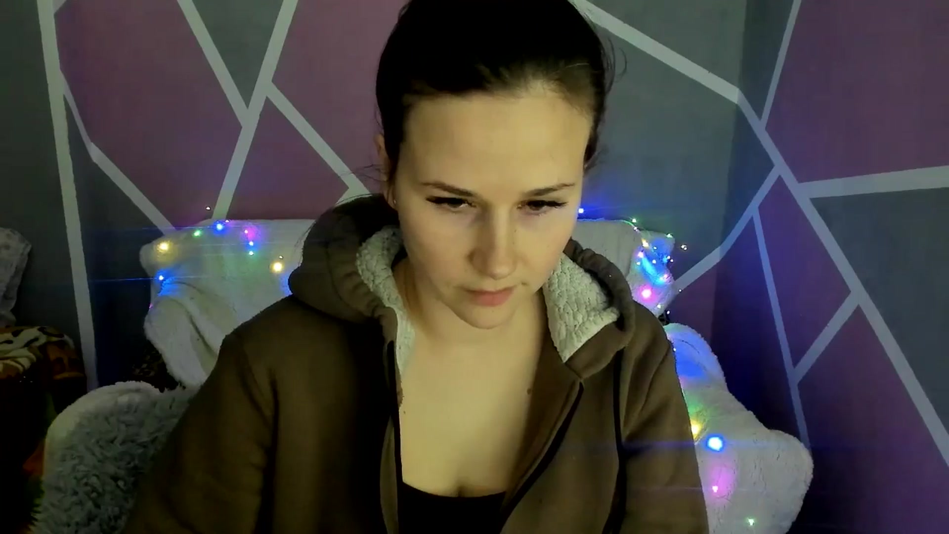 Gallery image thumbnail from Sexy_Ukr's myfreecams stream on, 03/10/2025, 18:05 image 12 of 20