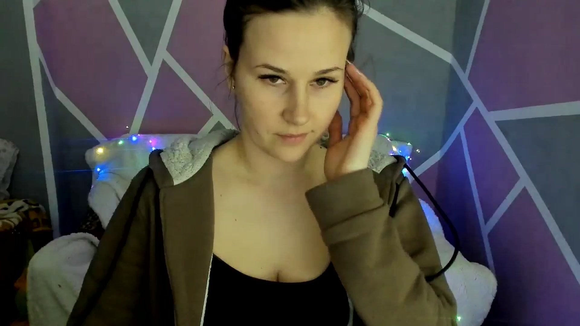 Gallery image thumbnail from Sexy_Ukr's myfreecams stream on, 03/10/2025, 18:05 image 4 of 20