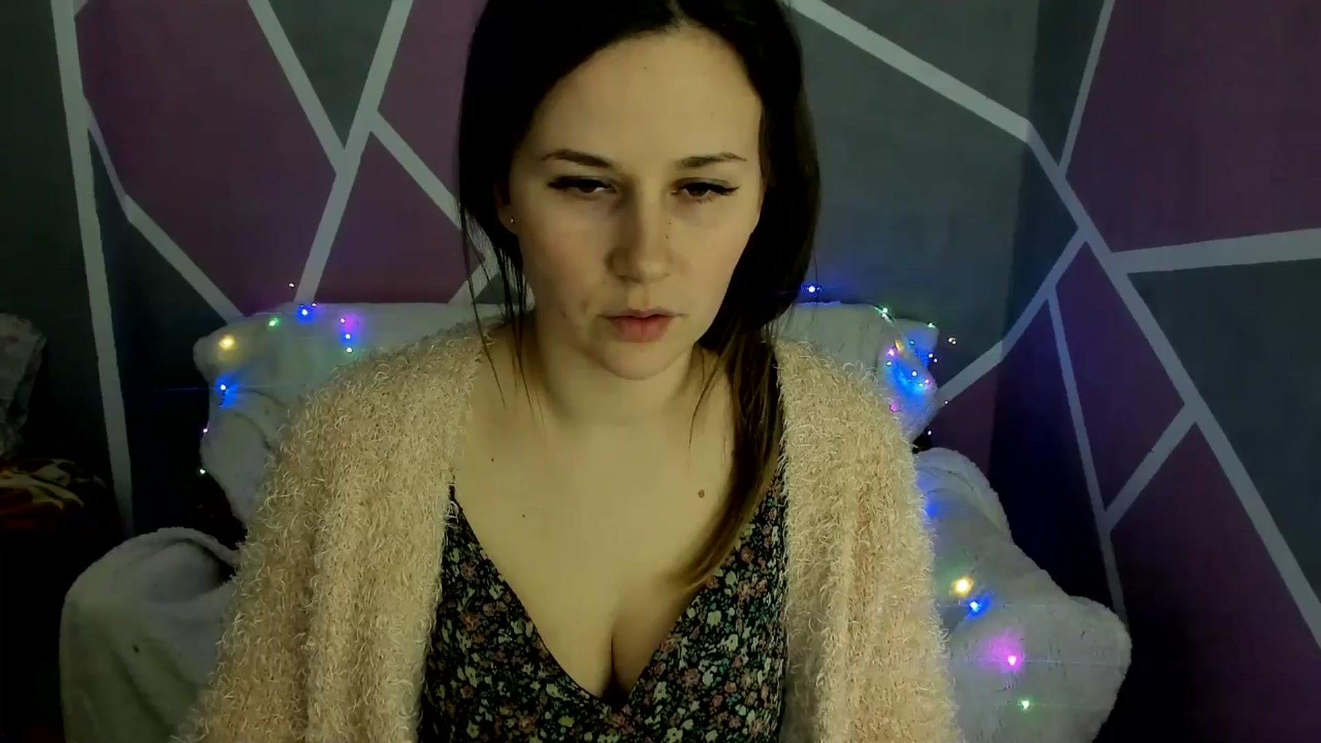 Gallery image thumbnail from Sexy_Ukr's myfreecams stream on, 03/12/2025, 17:29 image 6 of 20