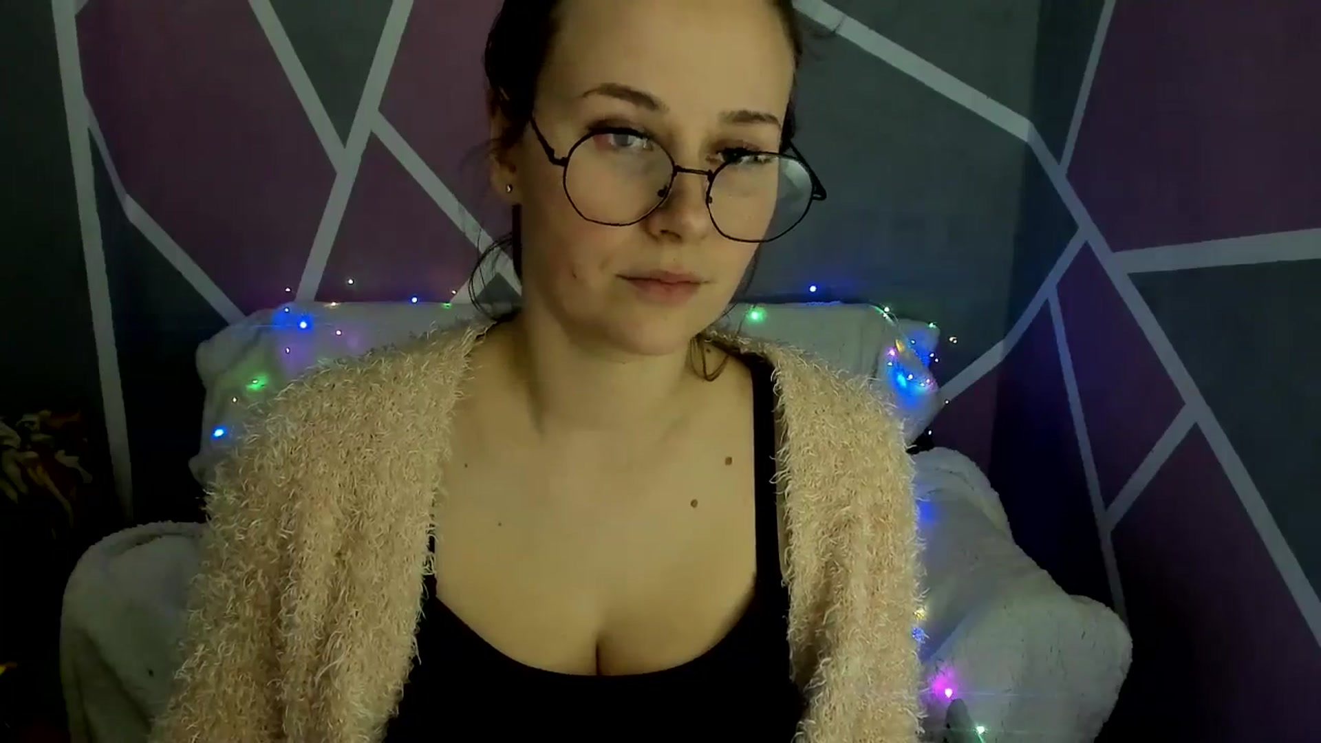 Gallery image thumbnail from Sexy_Ukr's myfreecams stream on, 03/16/2025, 17:58 image 7 of 20