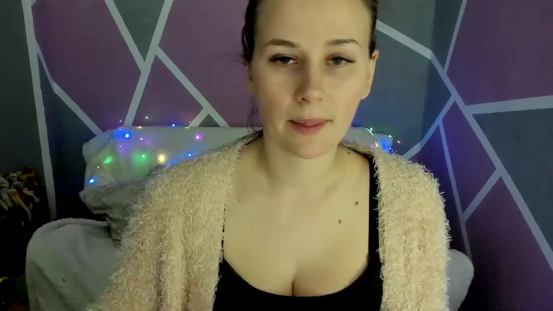 Gallery image thumbnail from Sexy_Ukr's myfreecams stream on, 03/16/2025, 17:58 image 3 of 20