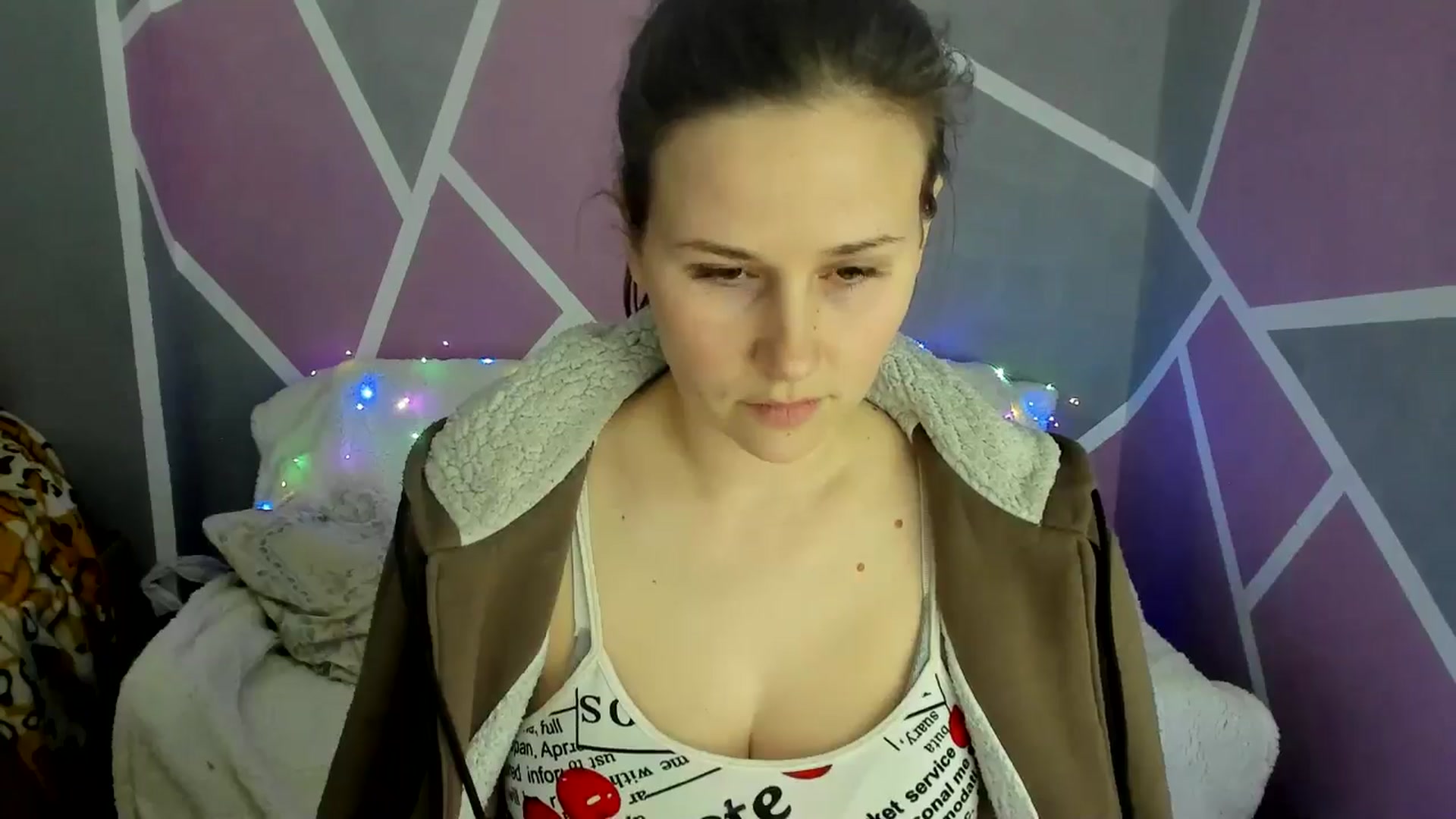 Gallery image thumbnail from Sexy_Ukr's myfreecams stream on, 03/20/2025, 20:02 image 18 of 20