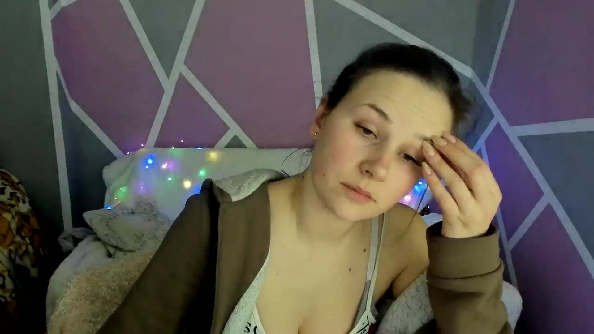 Gallery image thumbnail from Sexy_Ukr's myfreecams stream on, 03/20/2025, 21:33 image 16 of 20