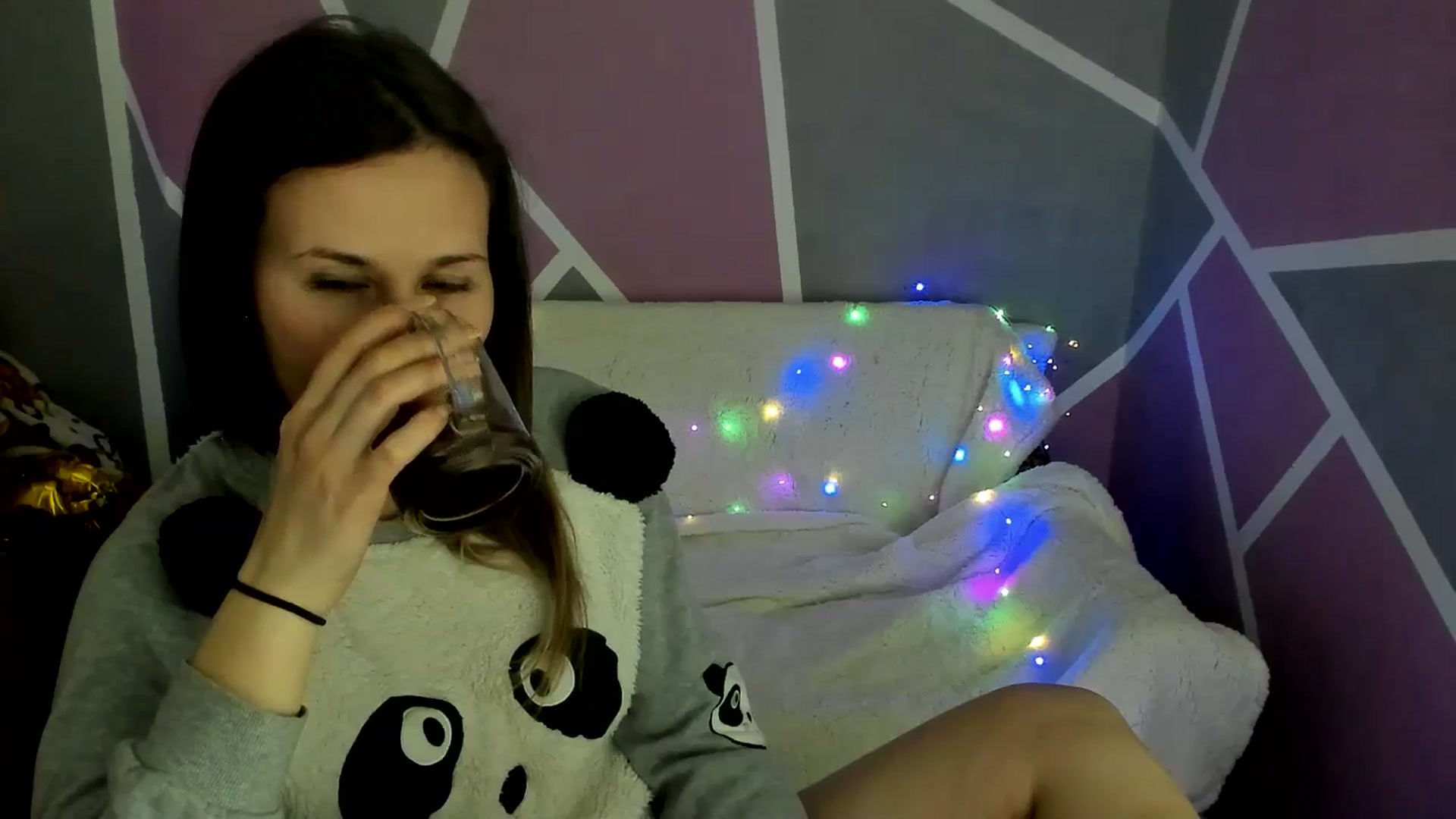 Gallery image thumbnail from Sexy_Ukr's myfreecams stream on, 03/22/2025, 18:09 image 14 of 20