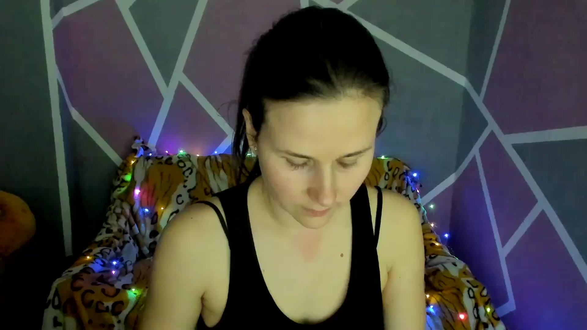 Gallery image thumbnail from Sexy_Ukr's myfreecams stream on, 03/31/2025, 17:36 image 3 of 20