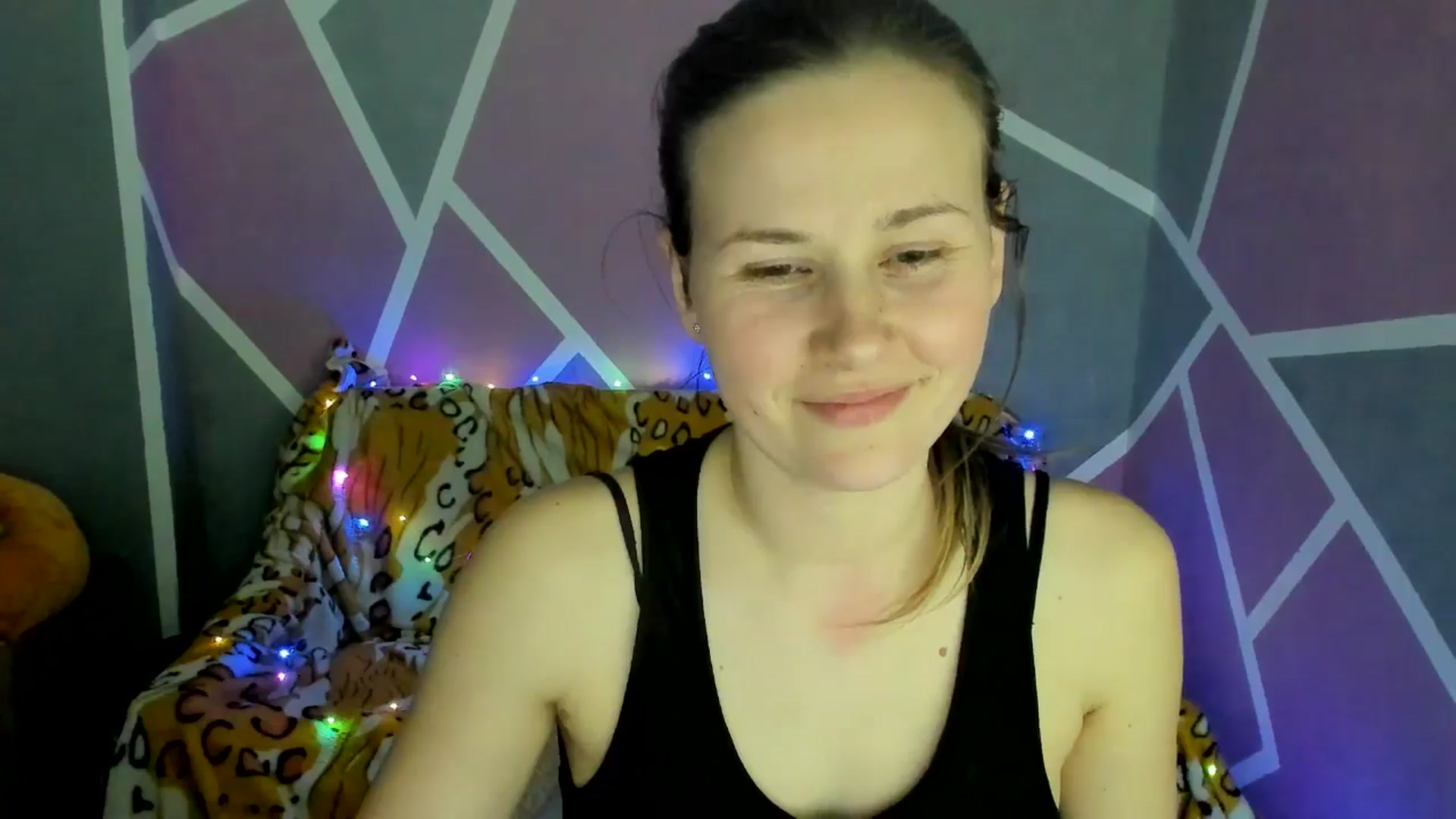 Gallery image thumbnail from Sexy_Ukr's myfreecams stream on, 03/31/2025, 17:36 image 18 of 20