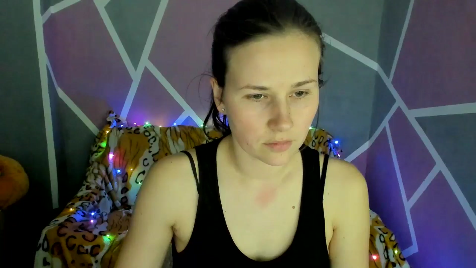 Gallery image thumbnail from Sexy_Ukr's myfreecams stream on, 03/31/2025, 17:36 image 16 of 20