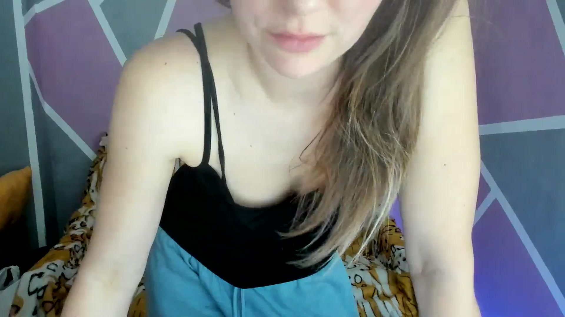 Gallery image thumbnail from Sexy_Ukr's myfreecams stream on, 04/02/2025, 16:00 image 20 of 20