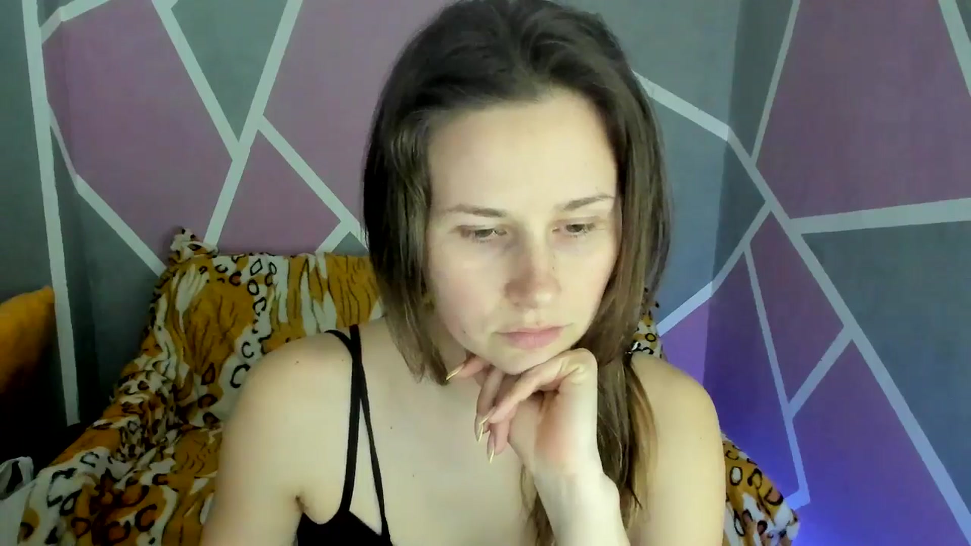 Gallery image thumbnail from Sexy_Ukr's myfreecams stream on, 04/02/2025, 16:00 image 9 of 20
