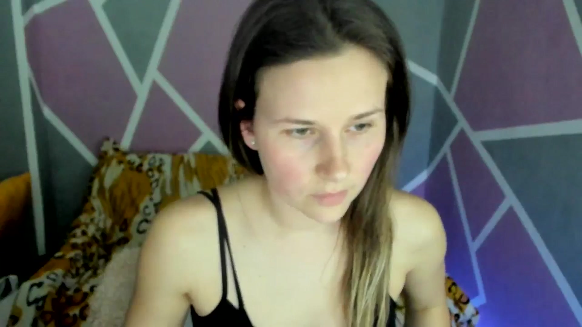 Gallery image thumbnail from Sexy_Ukr's myfreecams stream on, 04/02/2025, 17:23 image 14 of 20