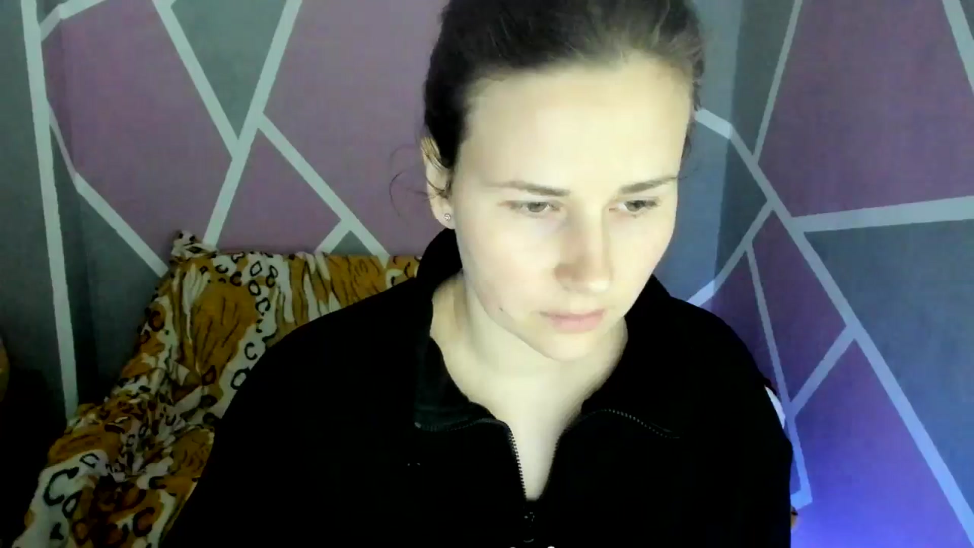 Gallery image thumbnail from Sexy_Ukr's myfreecams stream on, 04/04/2025, 16:40 image 6 of 20