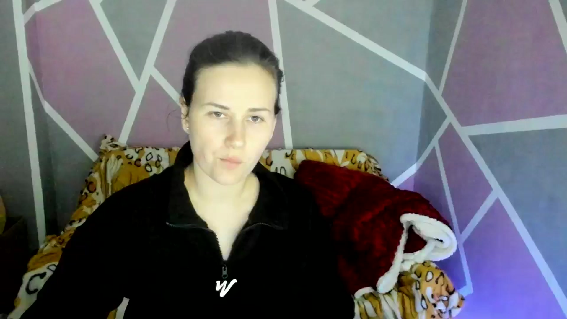 Gallery image thumbnail from Sexy_Ukr's myfreecams stream on, 04/04/2025, 16:40 image 9 of 20