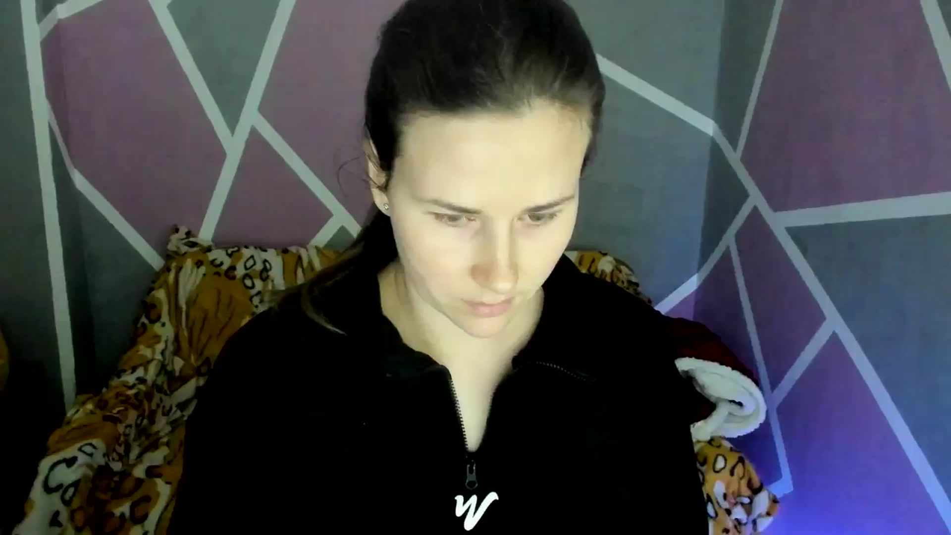 Gallery image thumbnail from Sexy_Ukr's myfreecams stream on, 04/04/2025, 16:40 image 7 of 20