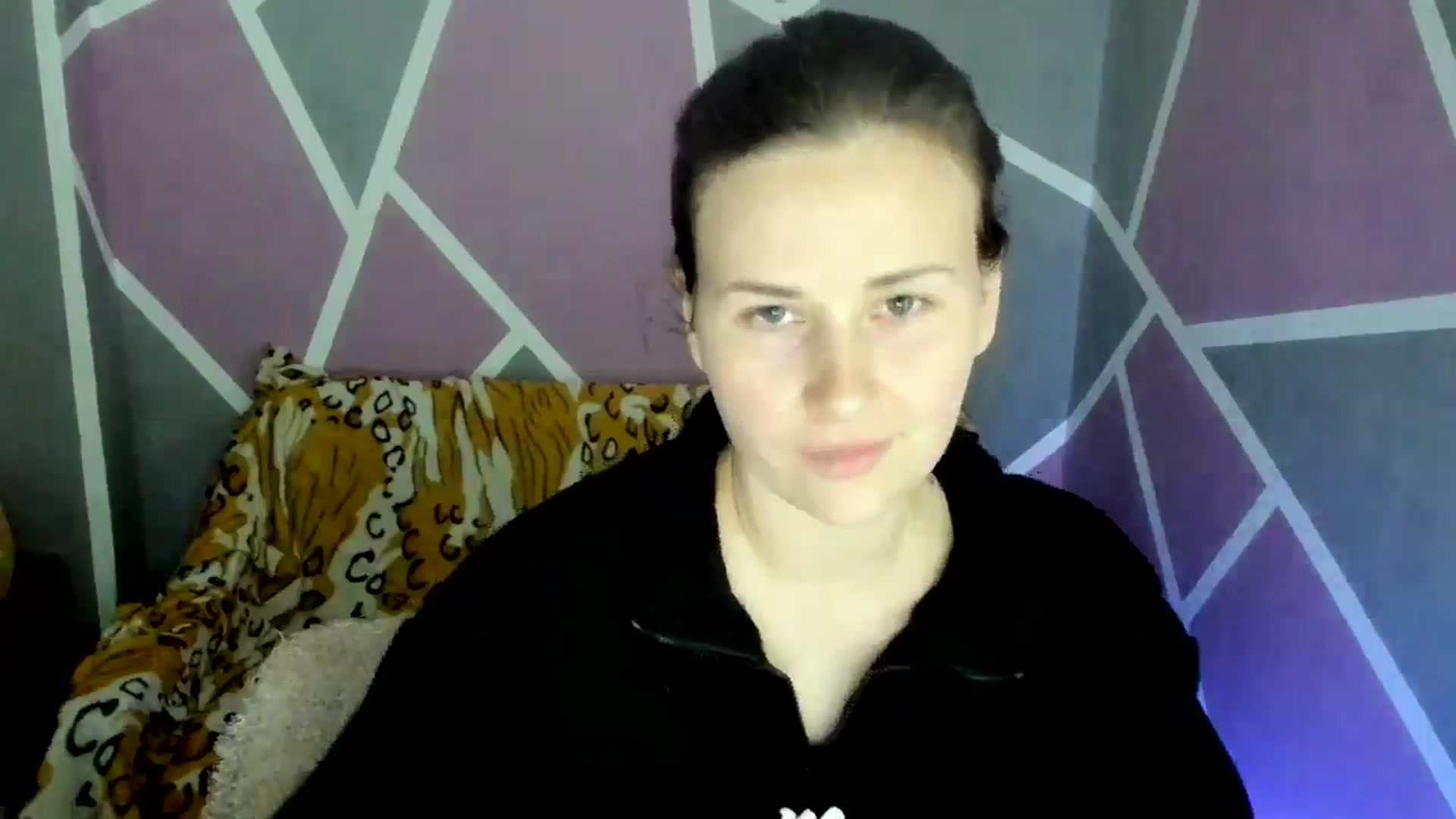 Gallery image thumbnail from Sexy_Ukr's myfreecams stream on, 04/04/2025, 16:40 image 5 of 20