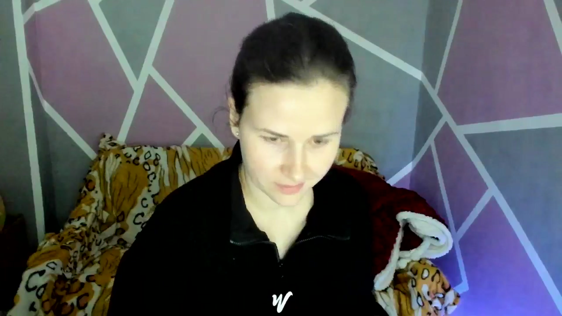 Gallery image thumbnail from Sexy_Ukr's myfreecams stream on, 04/04/2025, 17:20 image 9 of 20