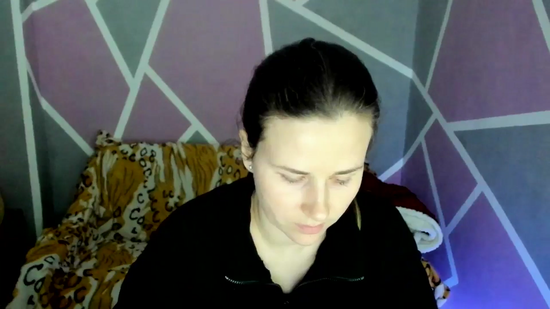 Gallery image thumbnail from Sexy_Ukr's myfreecams stream on, 04/04/2025, 17:20 image 11 of 20