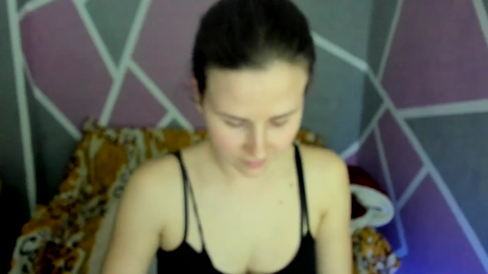 Gallery image thumbnail from Sexy_Ukr's myfreecams stream on, 04/04/2025, 17:57 image 13 of 20