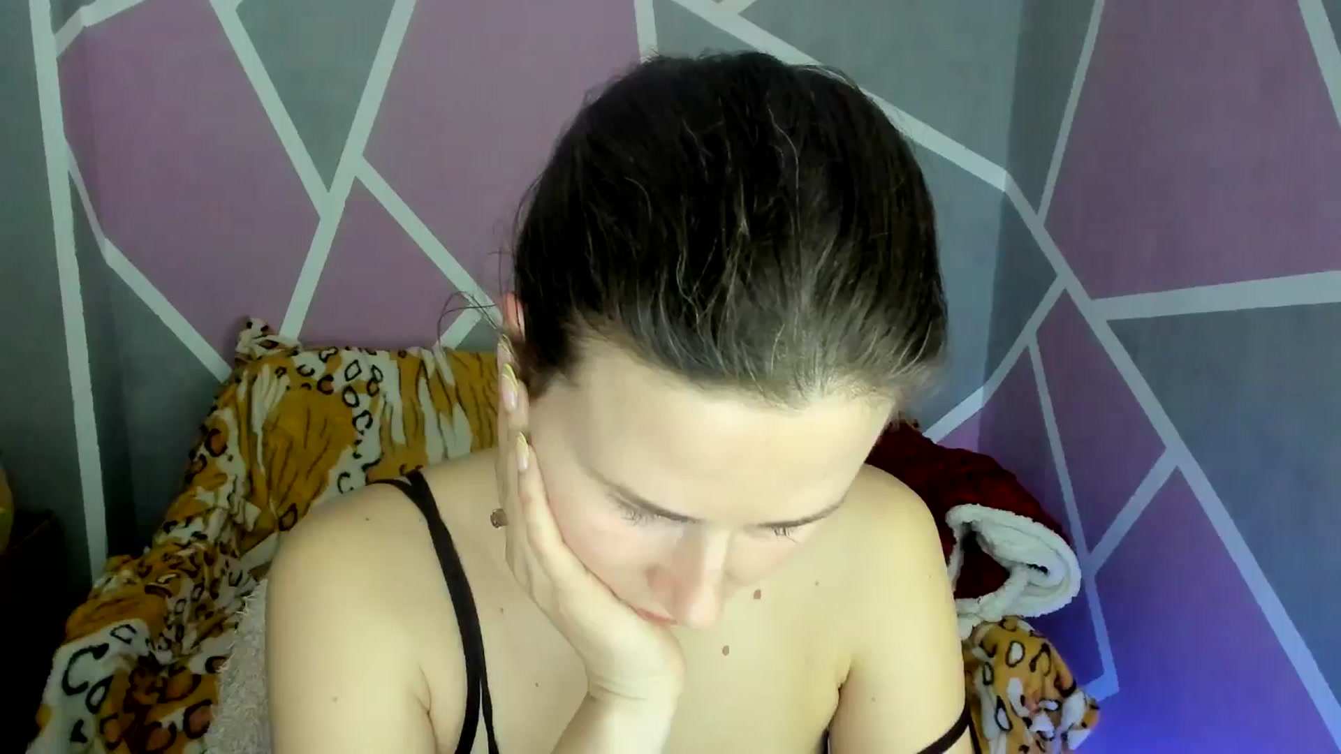 Gallery image thumbnail from Sexy_Ukr's myfreecams stream on, 04/04/2025, 17:57 image 5 of 20
