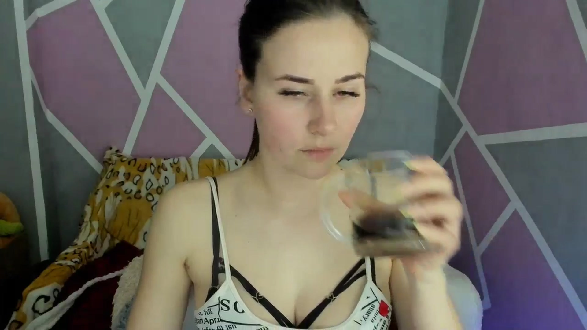 Gallery image thumbnail from Sexy_Ukr's myfreecams stream on, 04/11/2025, 17:12 image 2 of 20