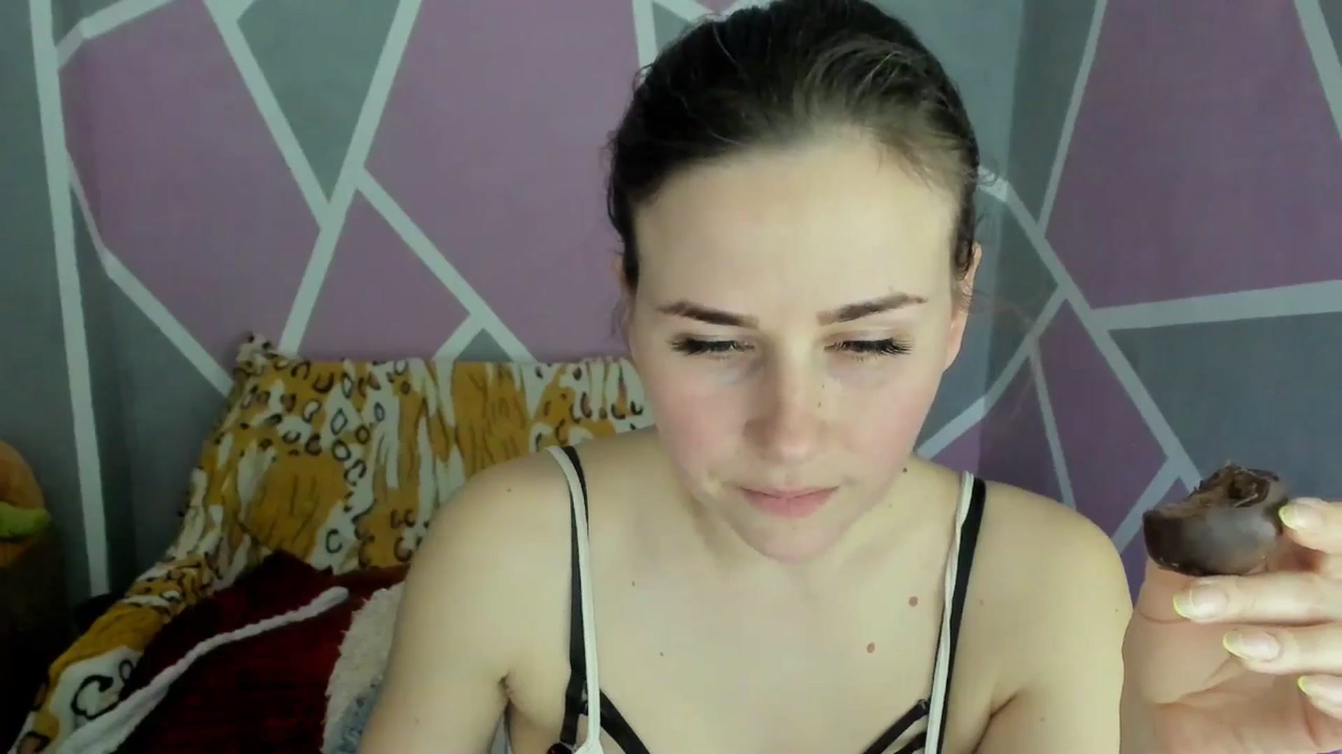 Gallery image thumbnail from Sexy_Ukr's myfreecams stream on, 04/11/2025, 17:12 image 4 of 20