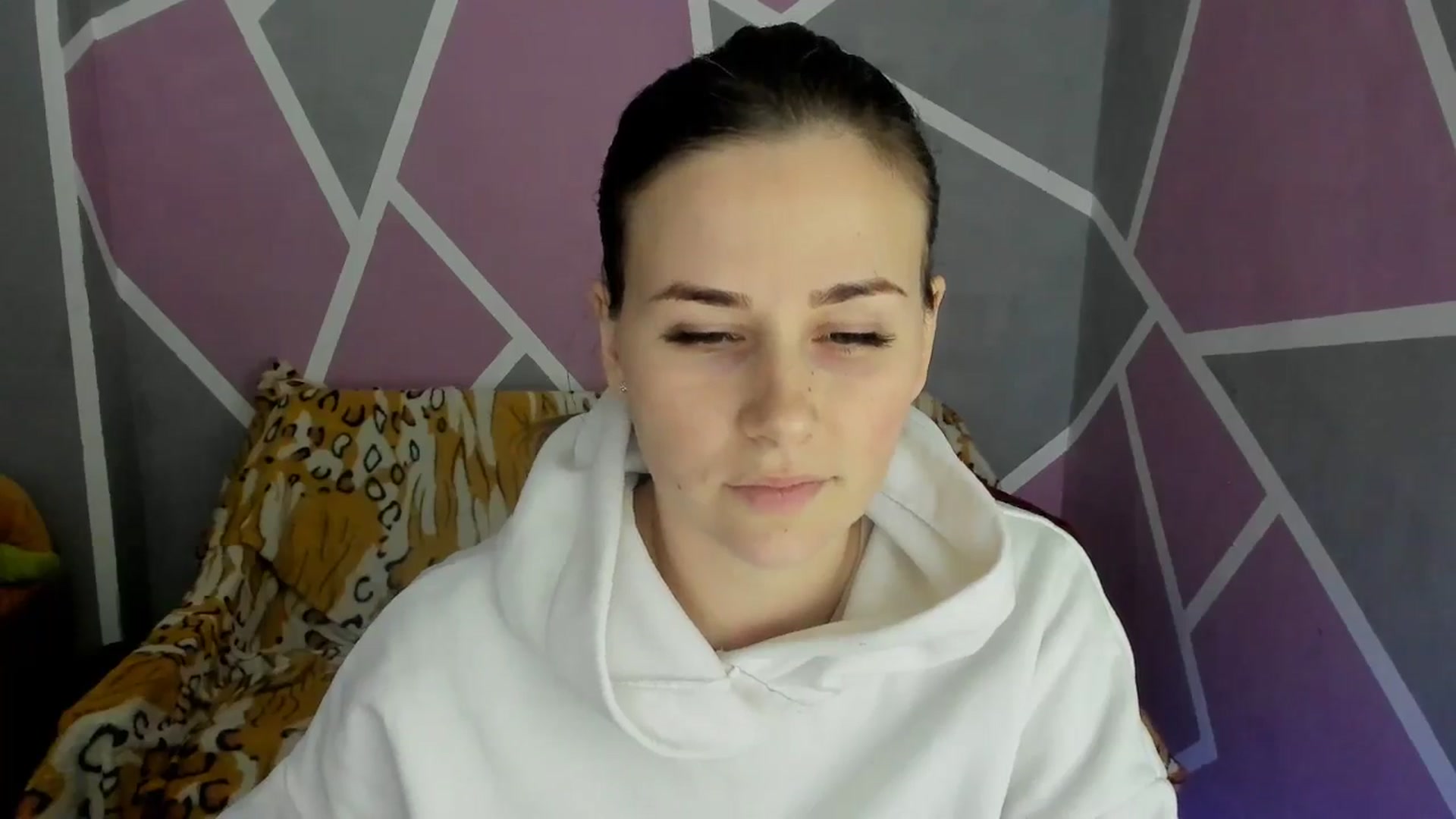 Gallery image thumbnail from Sexy_Ukr's myfreecams stream on, 04/12/2025, 15:25 image 15 of 20