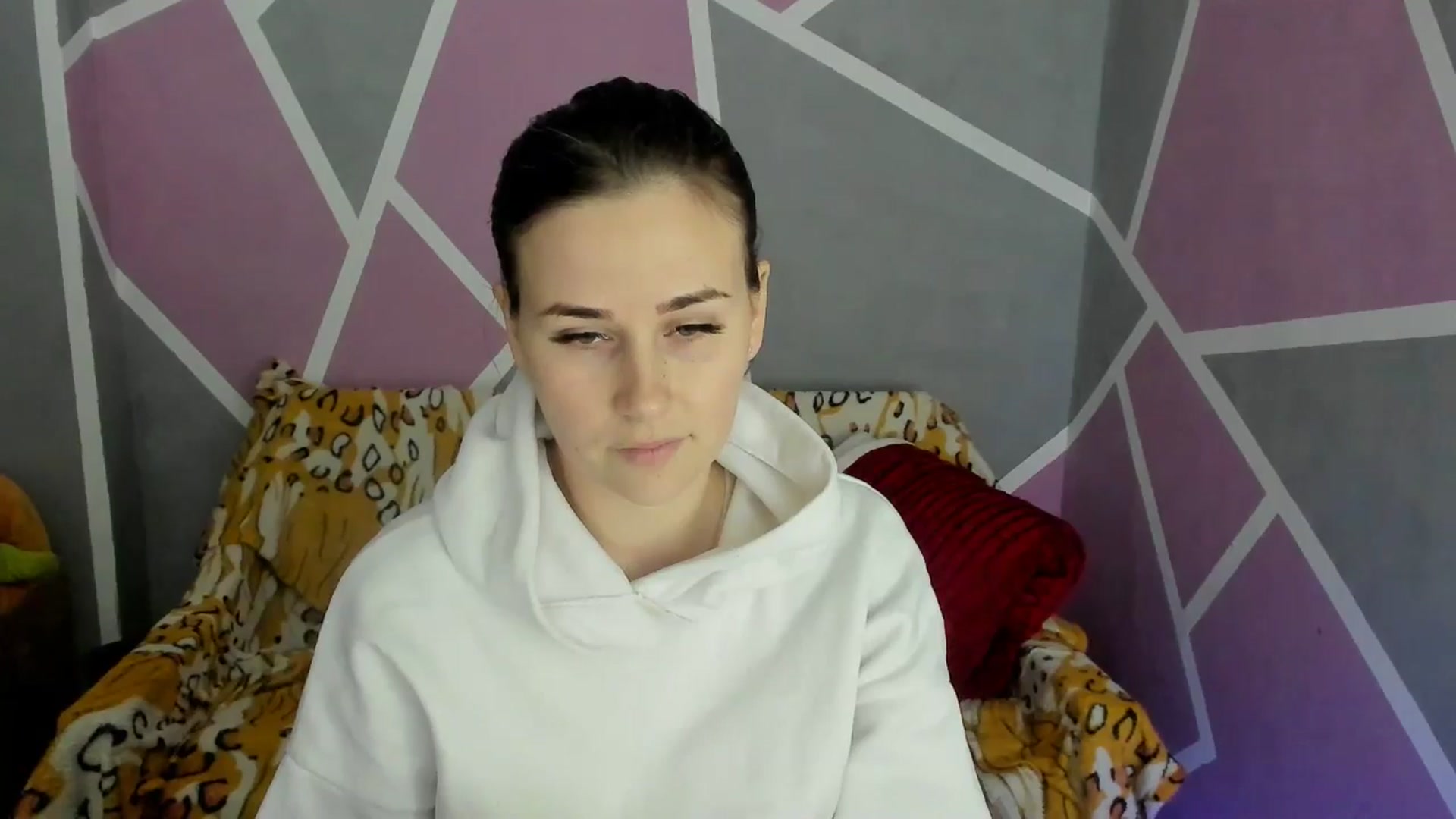Gallery image thumbnail from Sexy_Ukr's myfreecams stream on, 04/12/2025, 15:25 image 17 of 20