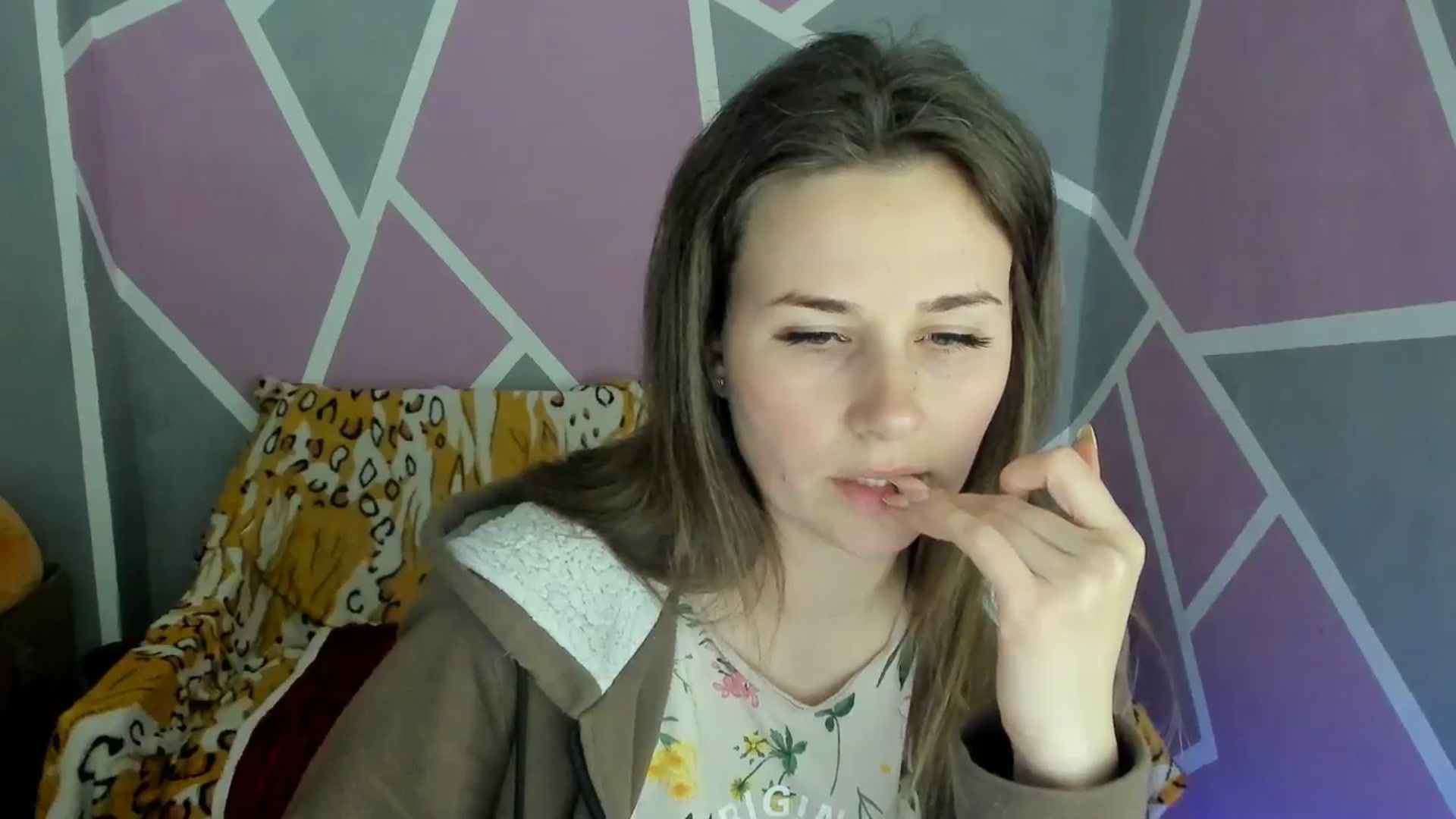 Gallery image thumbnail from Sexy_Ukr's myfreecams stream on, 04/17/2025, 18:01 image 12 of 20
