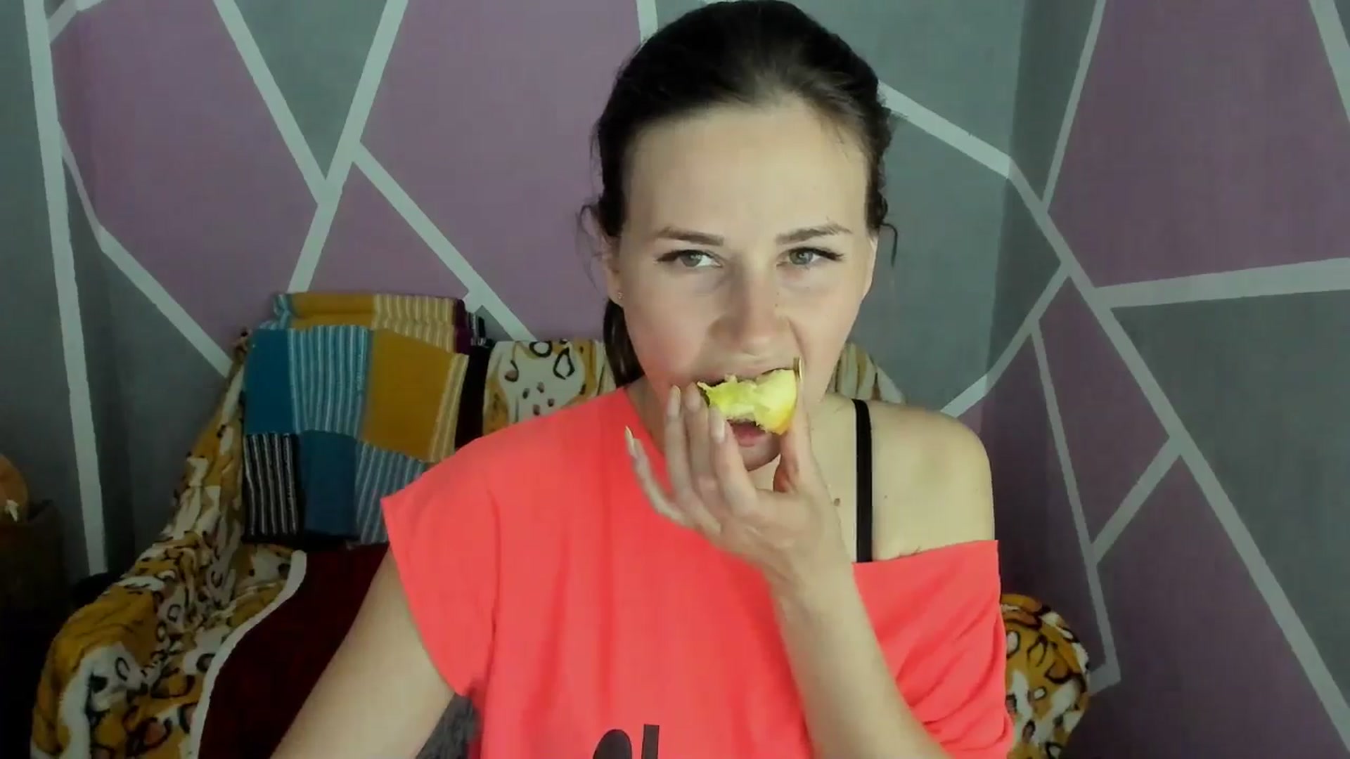 Gallery image thumbnail from Sexy_Ukr's myfreecams stream on, 04/26/2025, 17:46 image 6 of 20